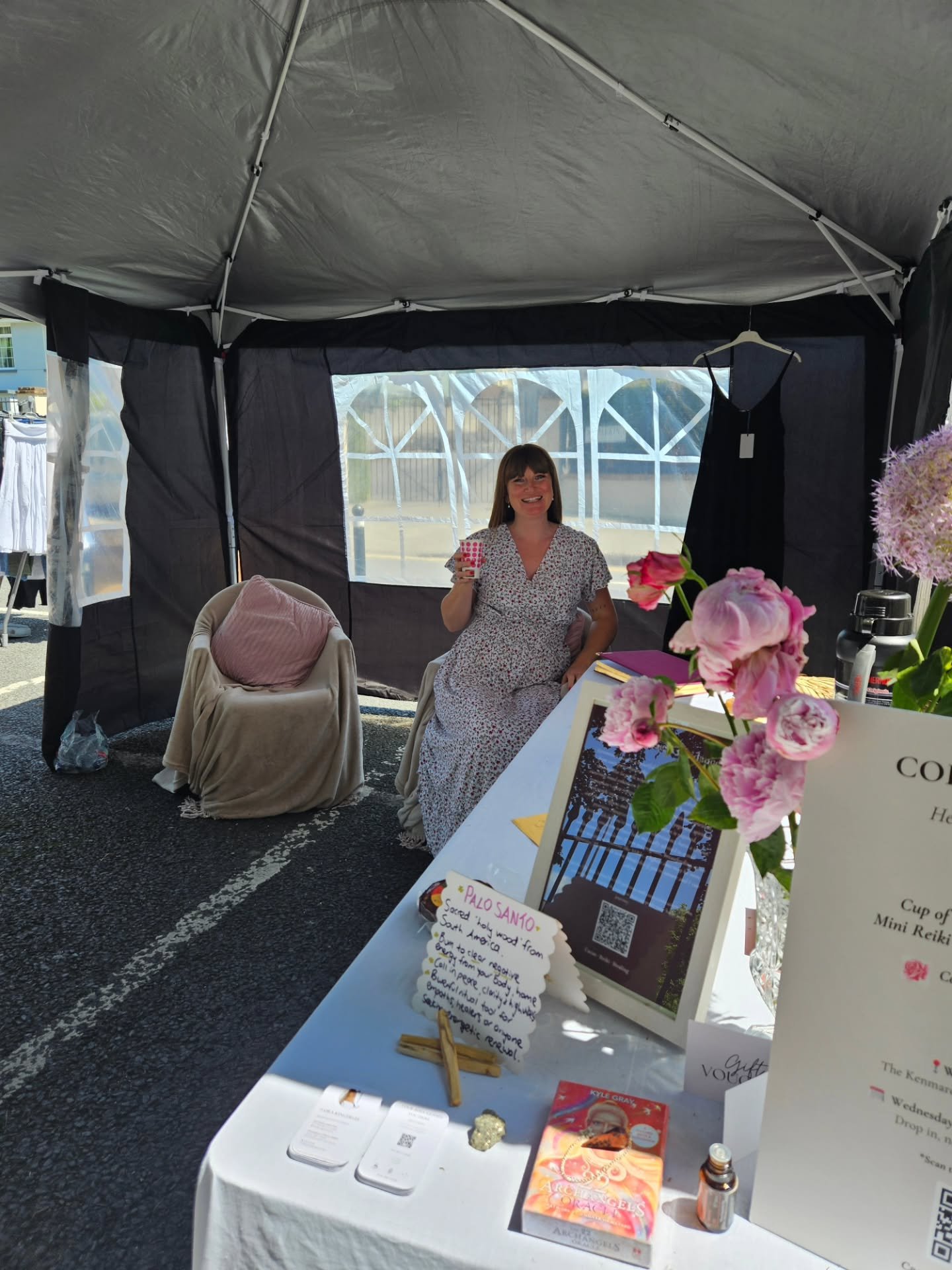 The stages of 'take a pic of me in my stand' 😅 

1. Smile
2. Face plant because I felt awkward 
3. Candid

Best day on the market. Grateful for the sunshine and all my lovely customers ☀️✨️