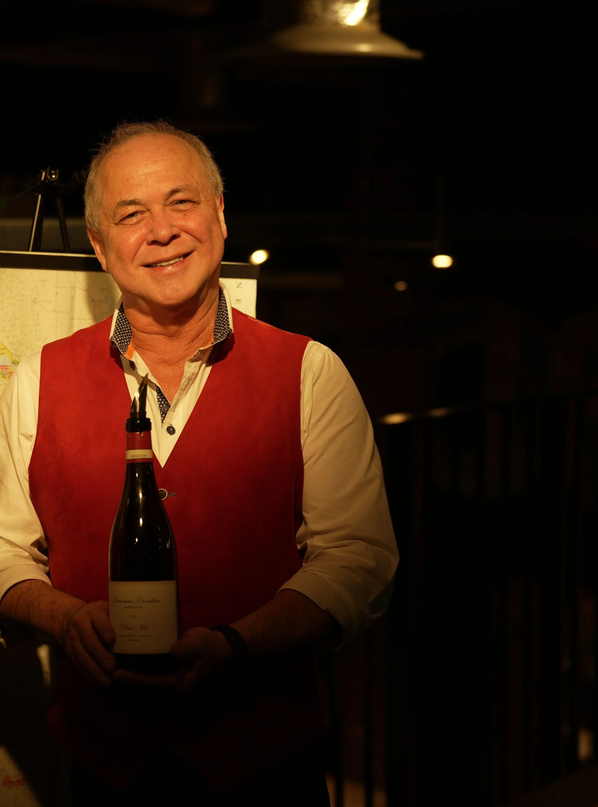 darren colby of colby wines conducting a wine tasting at love lane brewery liverpool