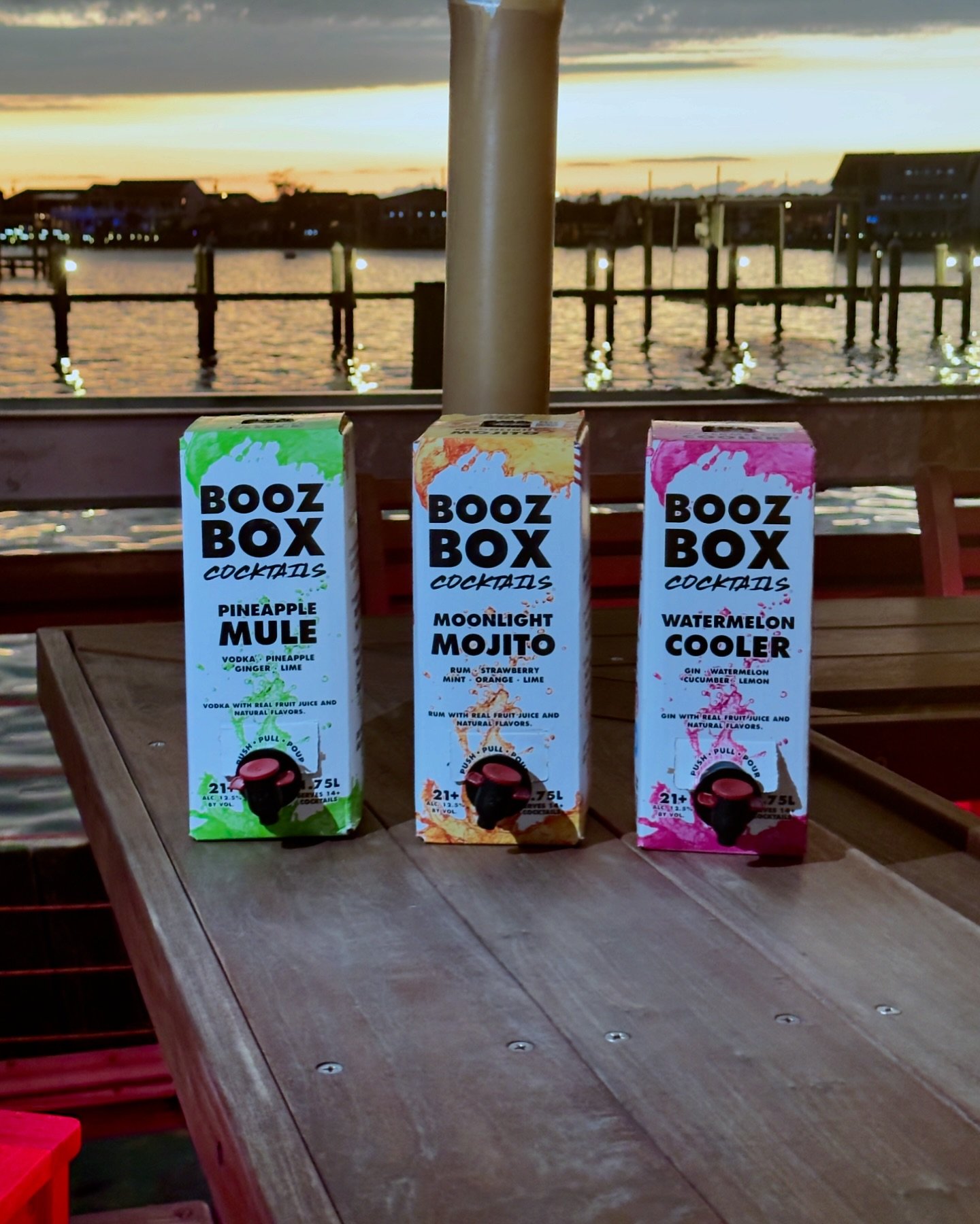 Sunset cocktails 🌅

#boozbox #boozboxcocktails #cocktails #sunset #nj #jerseyshore #fyp