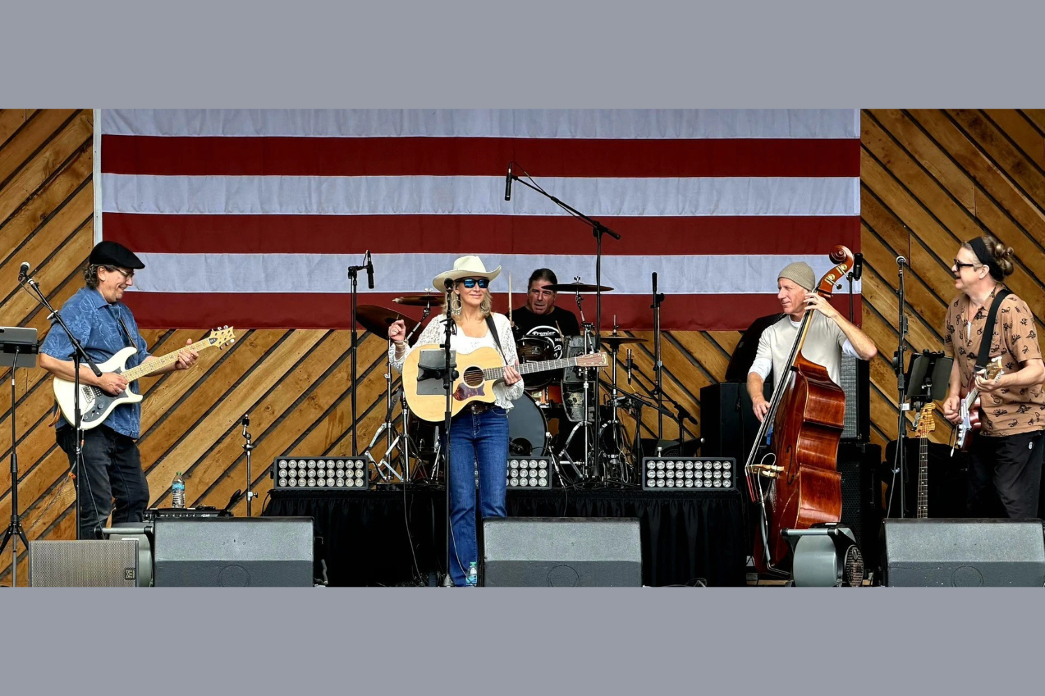 Jules &amp; The Agreeables Benefit Concert
