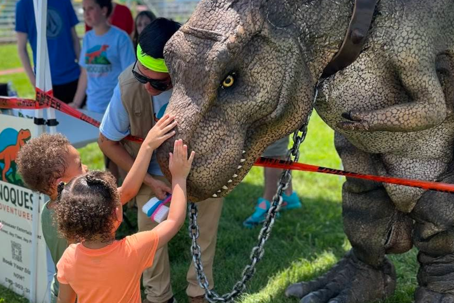 DinoQuest: Unearth A Roar!