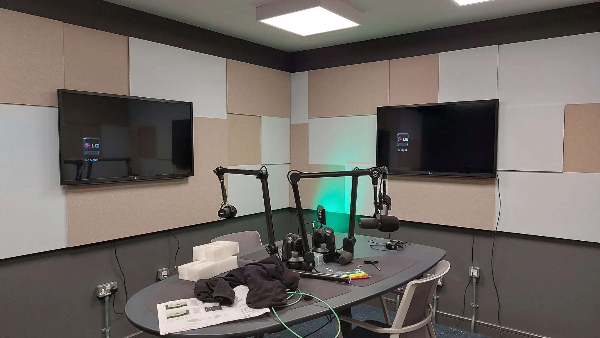 WhatsApp Image 2023-03-20 at 17.05.33.jpeg