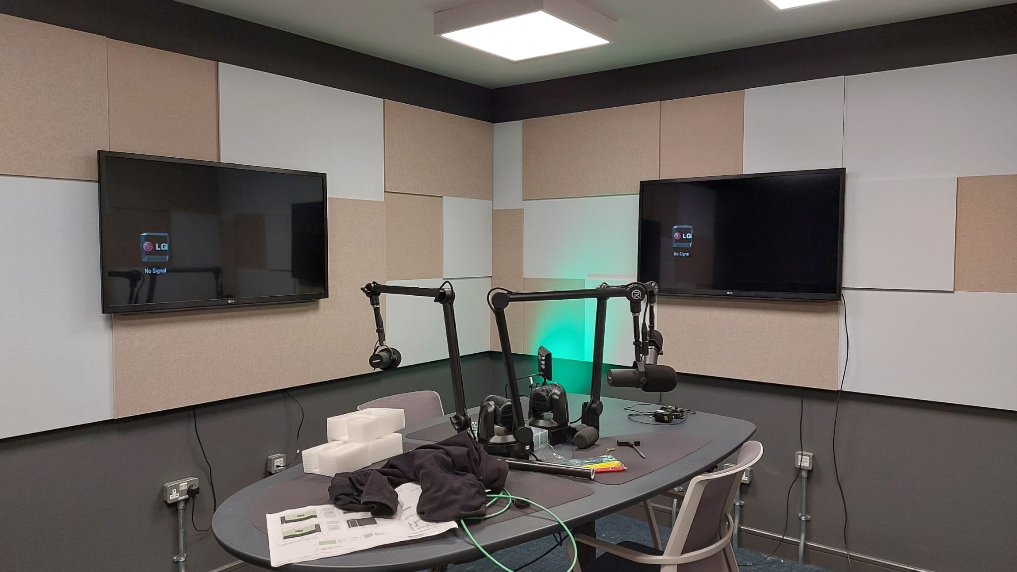 WhatsApp Image 2023-03-20 at 17.05.33.jpeg