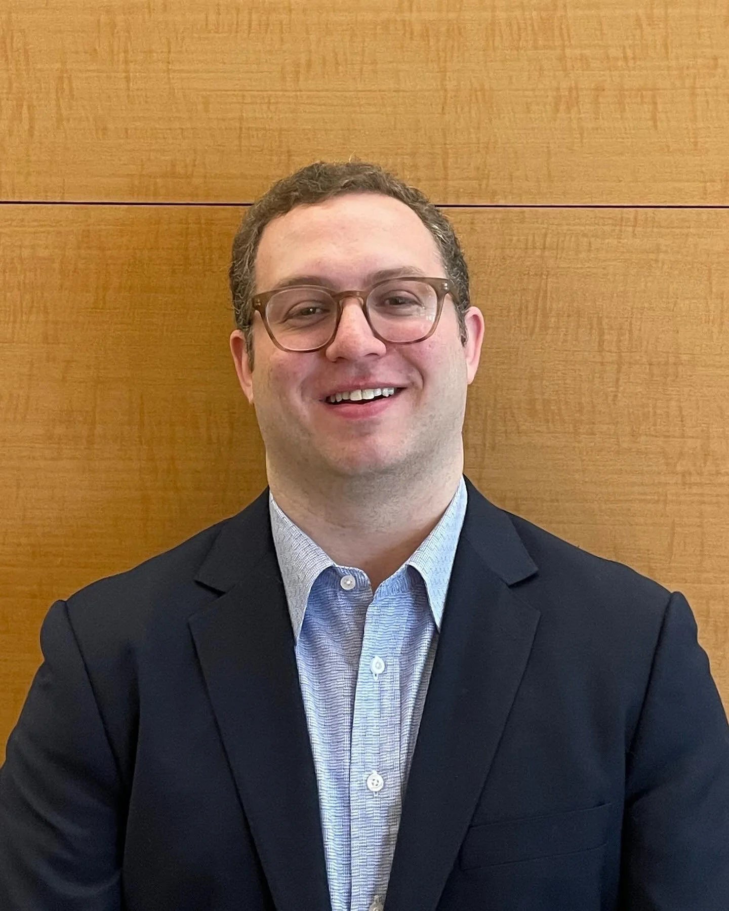 Meet Scott Ross &amp; Mindy Ross. Owners &amp; Operators of Ross Financial Consulting. 

With a combined 35+ years of financial management experience, we are the professional team you need to guide your business through its growth needs and/or econom