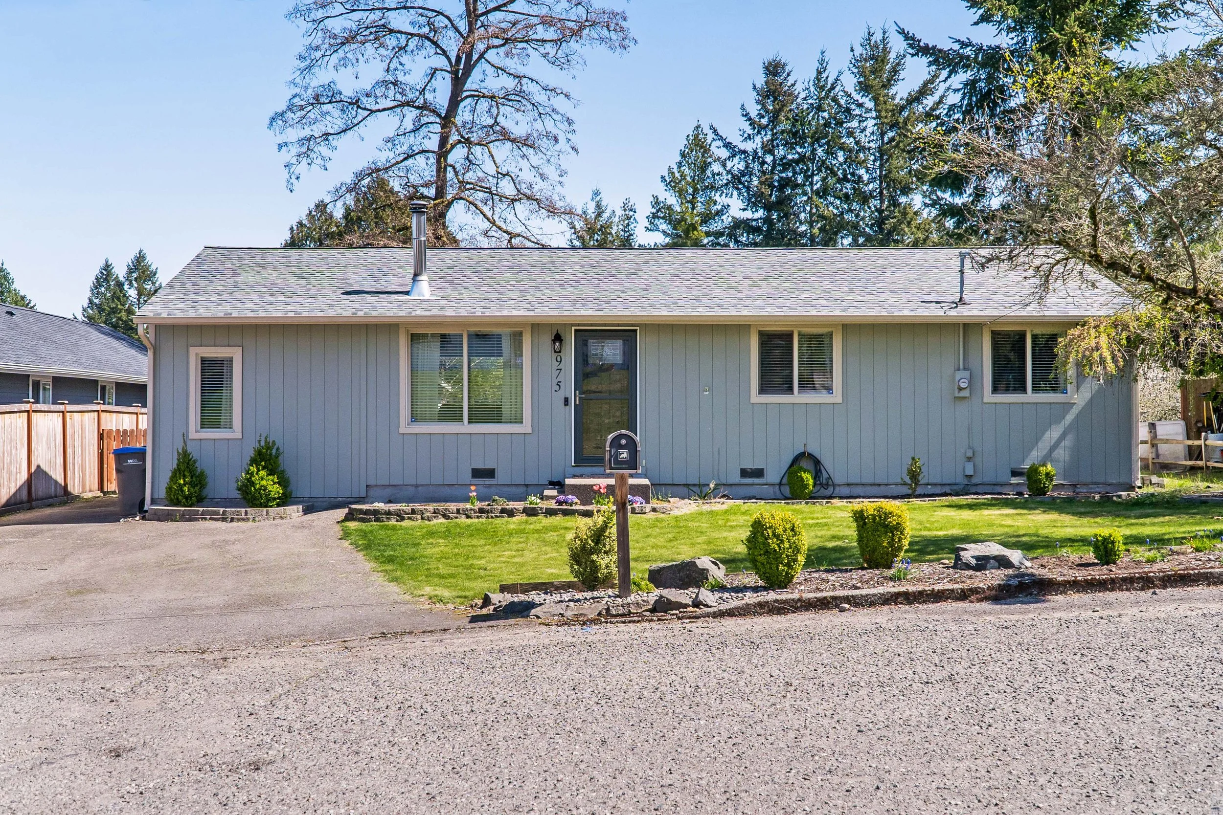 01 Front Exterior.jpg