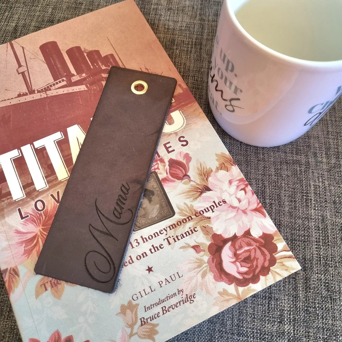 Mama Standard Leather Bookmark