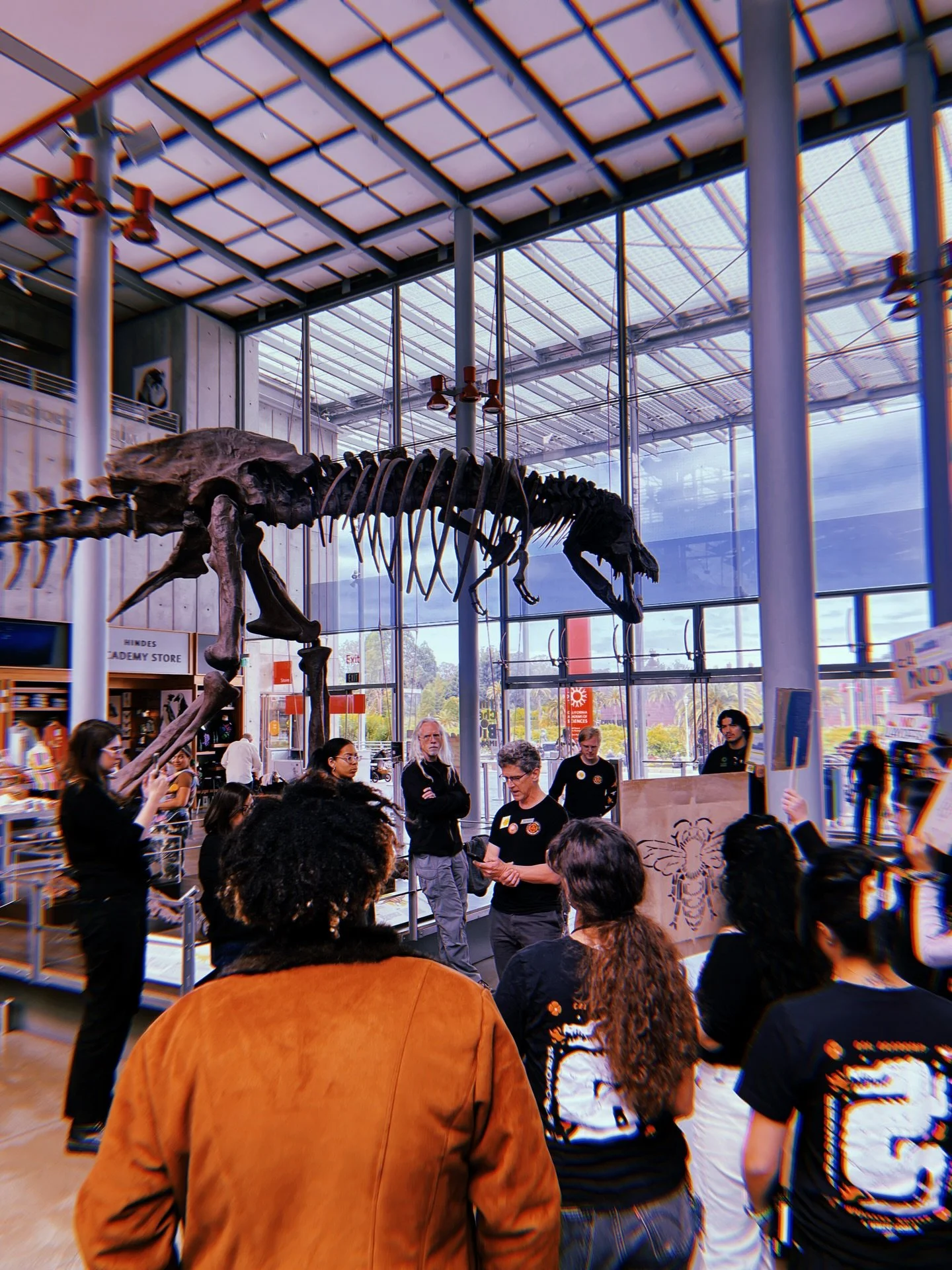 THIS is what solidarity looks like! Union members and our allies gathered today at the T. rex to show the bosses that WE drive this mission forward, THEY just talk about it. What&rsquo;s a planetarium without shows? What&rsquo;s a museum without exhi