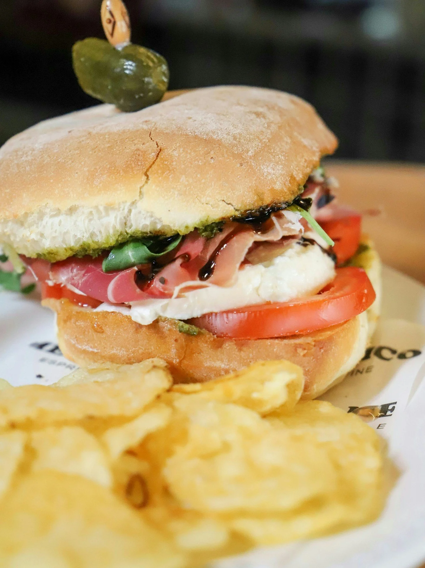 Fresh Lunch Fridays 🥪 

Treat yourself to an end of week lunch that ticks all the boxes, fresh toasted panino, sliced to order prosciutto, cold buffalo mozzarella, rocket for that fresh crunch and a drizzle of balsamic to bring it all together.

Ava