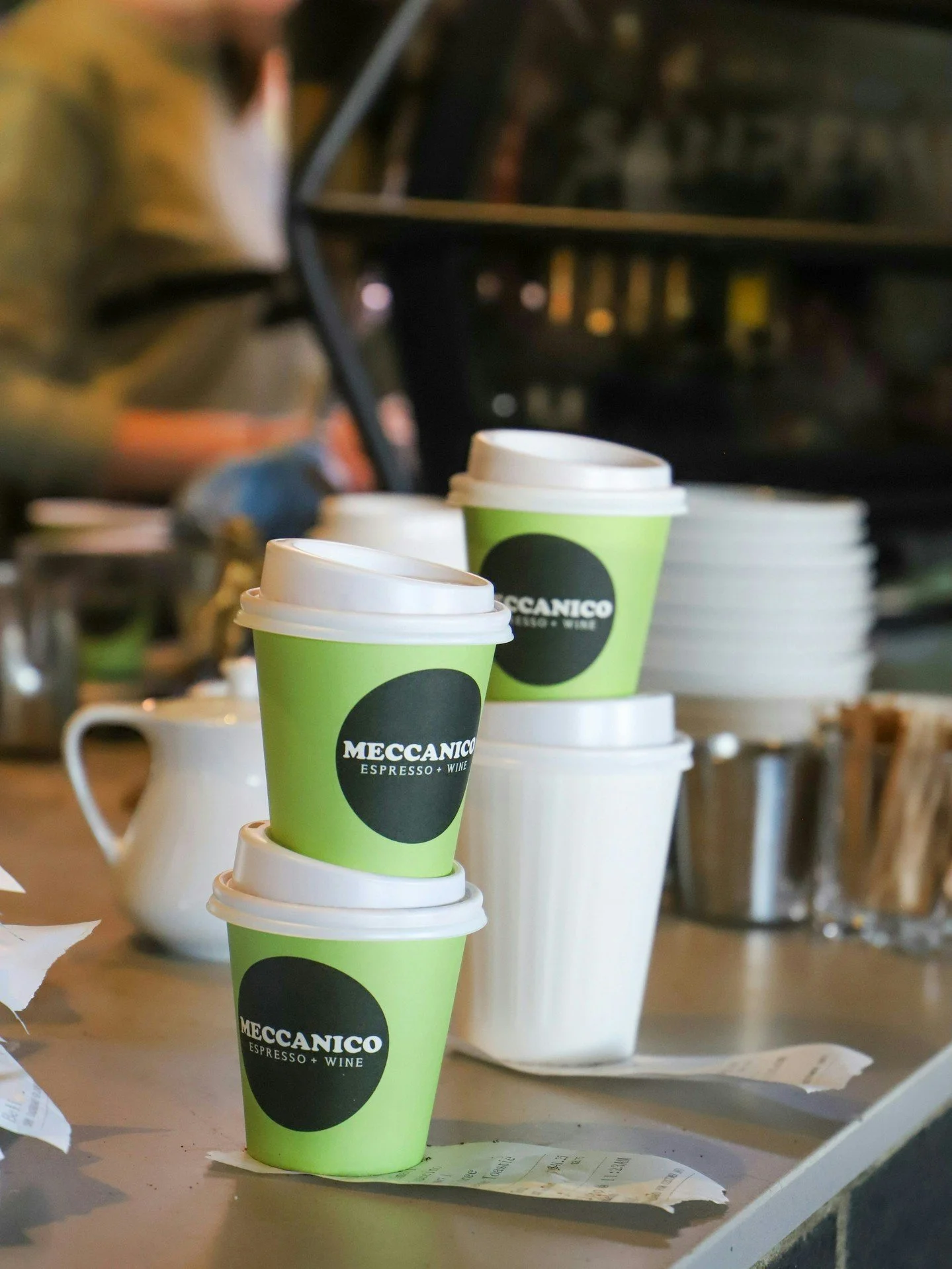 Peak hour ☕🚶&zwj;♂️🚶&zwj;♀️

Whether you&rsquo;re rushing to work, picking up a quick coffee on the go, or just need that mid-morning boost, we&rsquo;ll have your takeaway coffee ready and waiting. 

Order in store or order online via skip