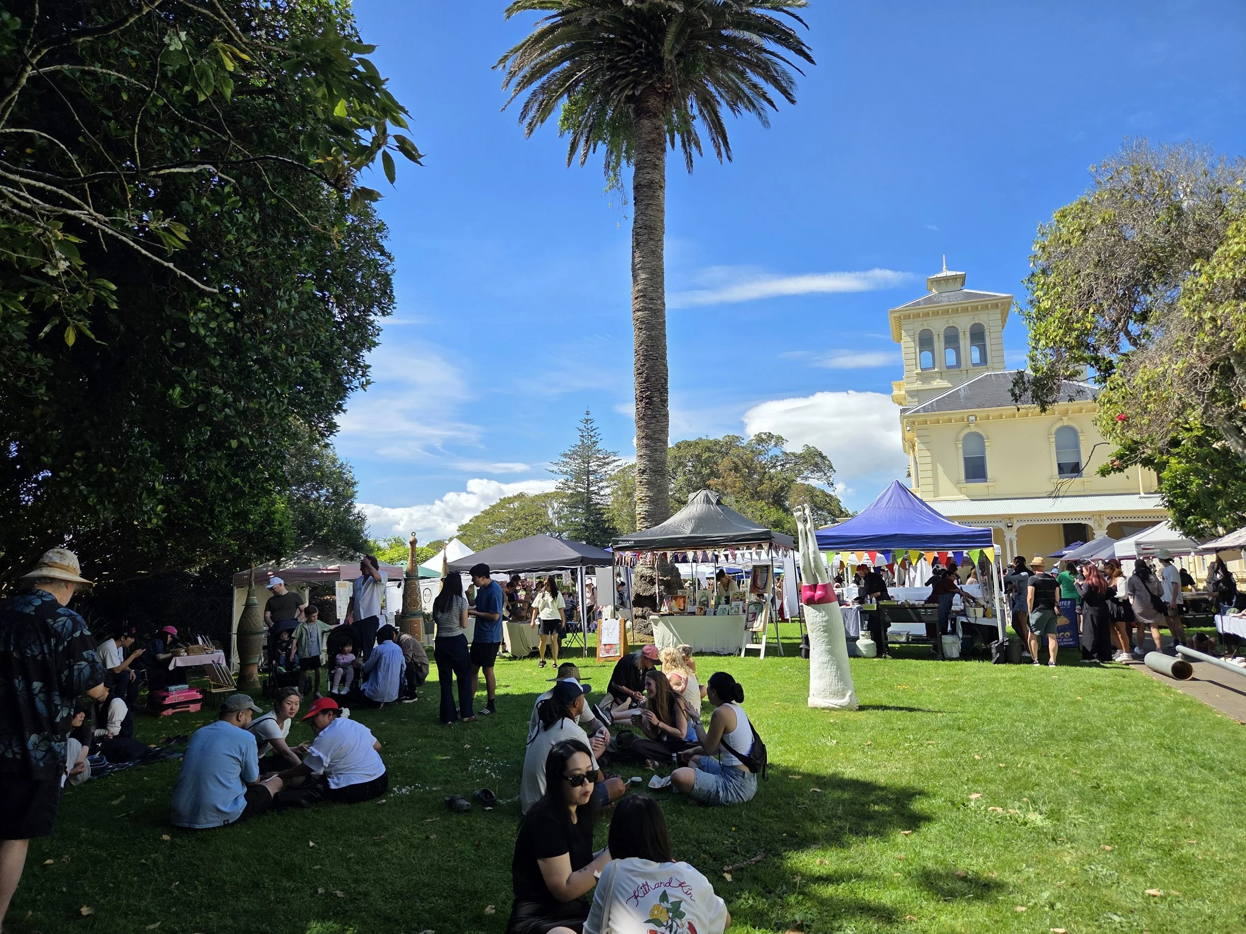 Pocket Market at Pah Homestead