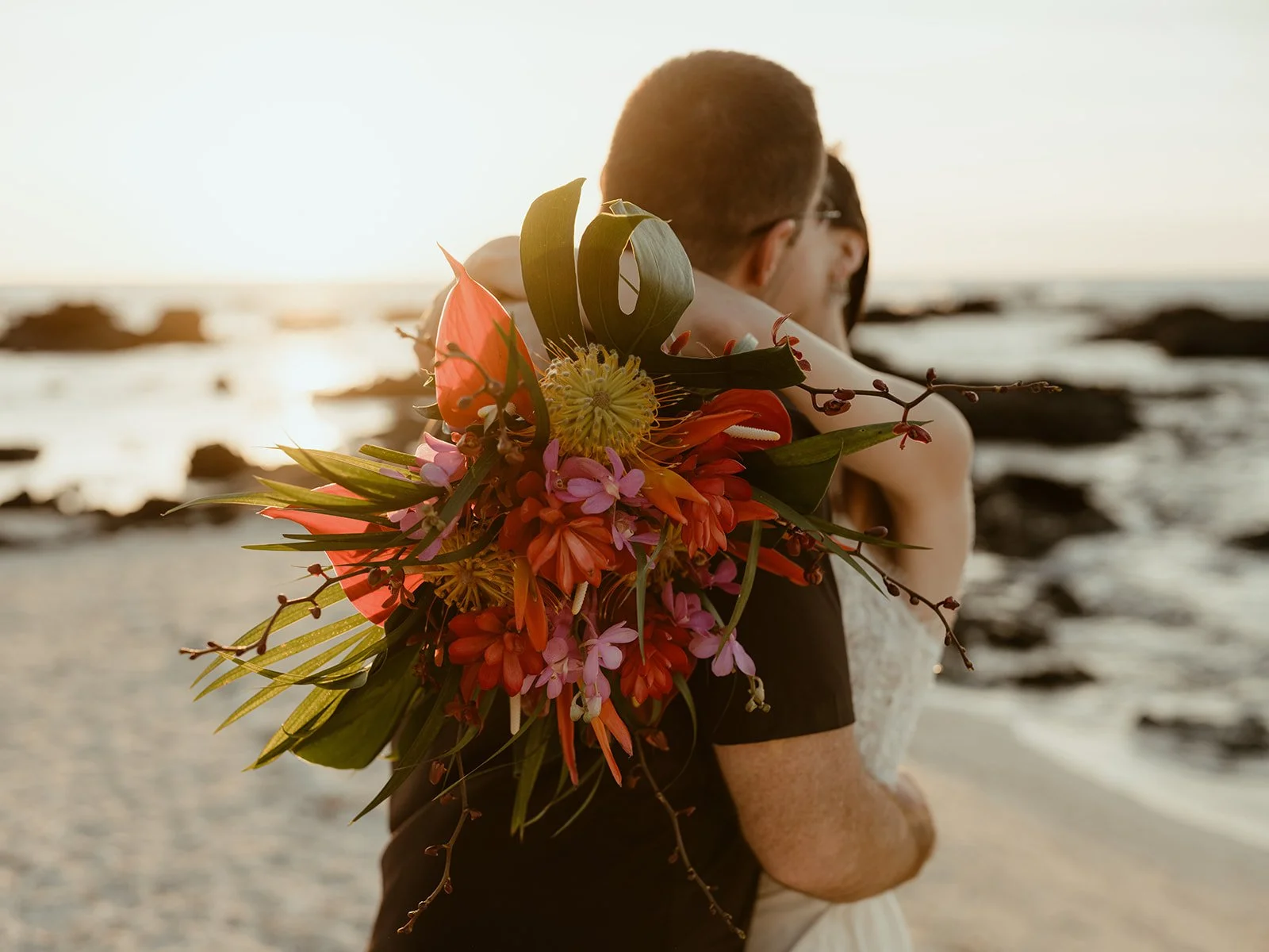 20250511_Beach_Sunset_Elopement_Hawaii_0104.jpg