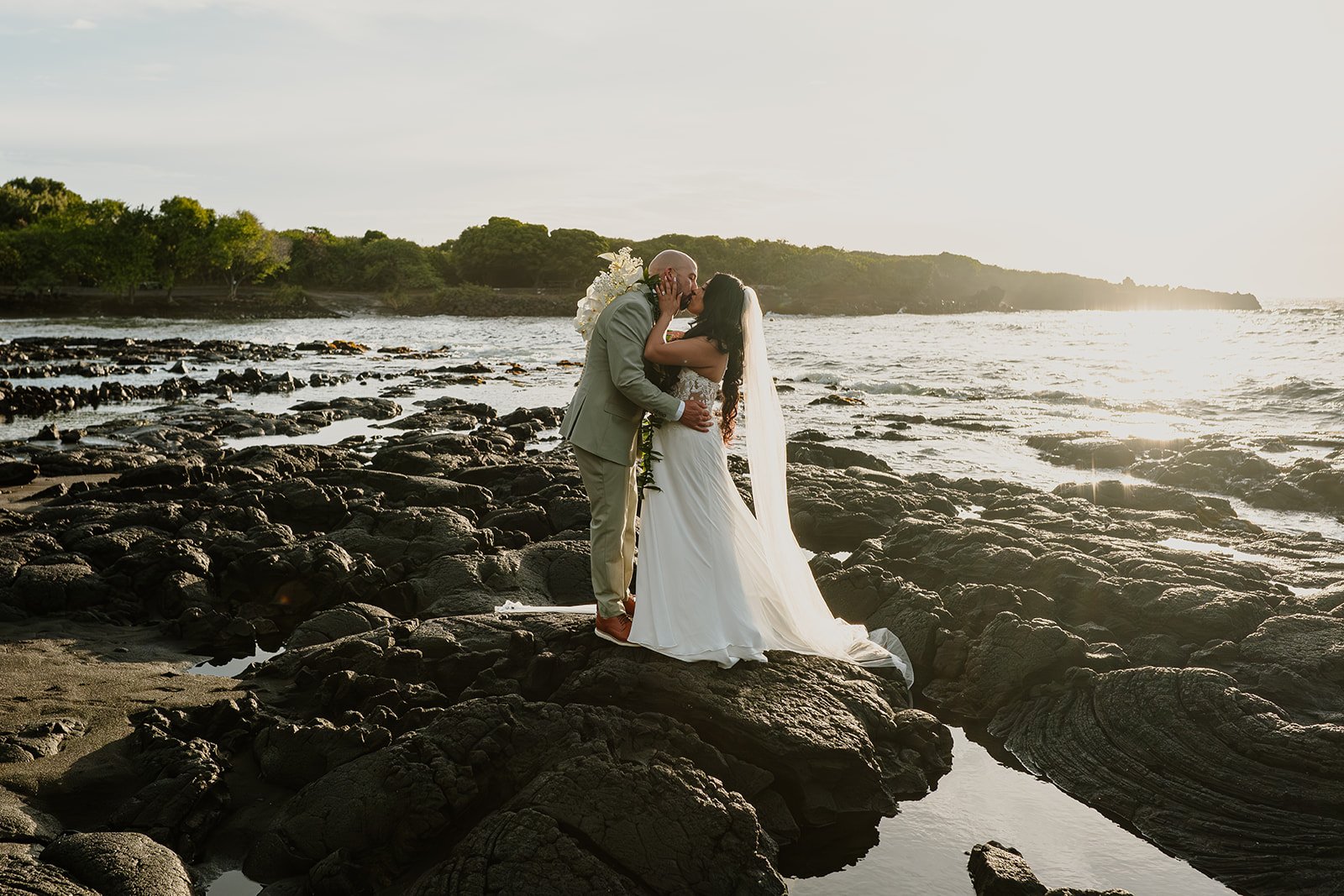 black_sand_beach_elopement-0082.jpg