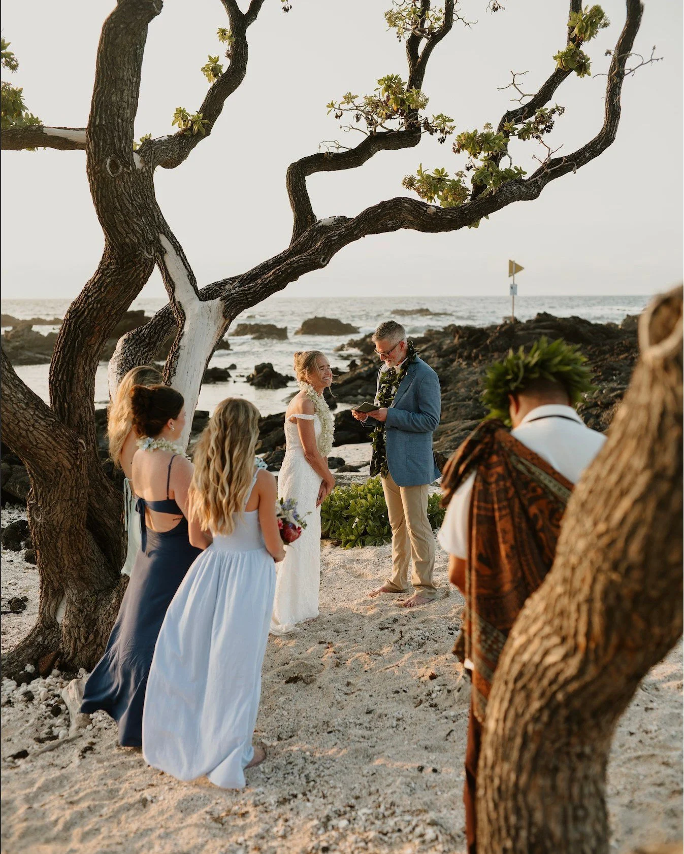 Kristan 🤍 Brendan 

Just them, just love 🌊

#bigislandwedding #hawaii #wedding