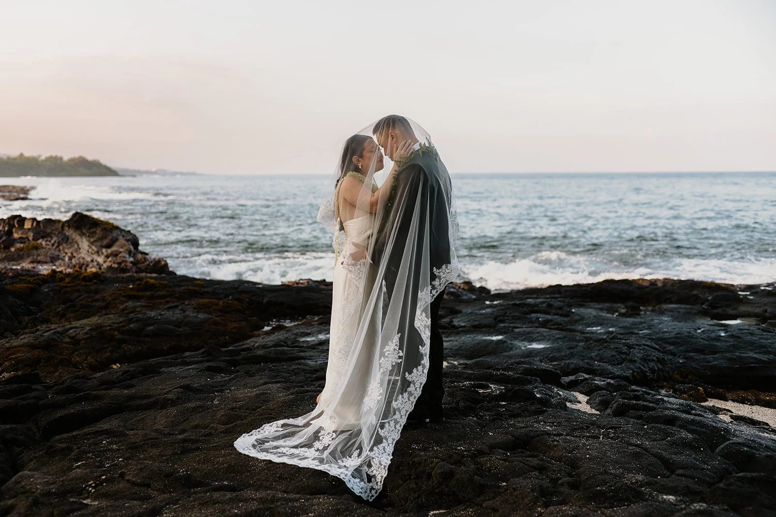 Kona_Beach_Elopement_Package-0025.jpg