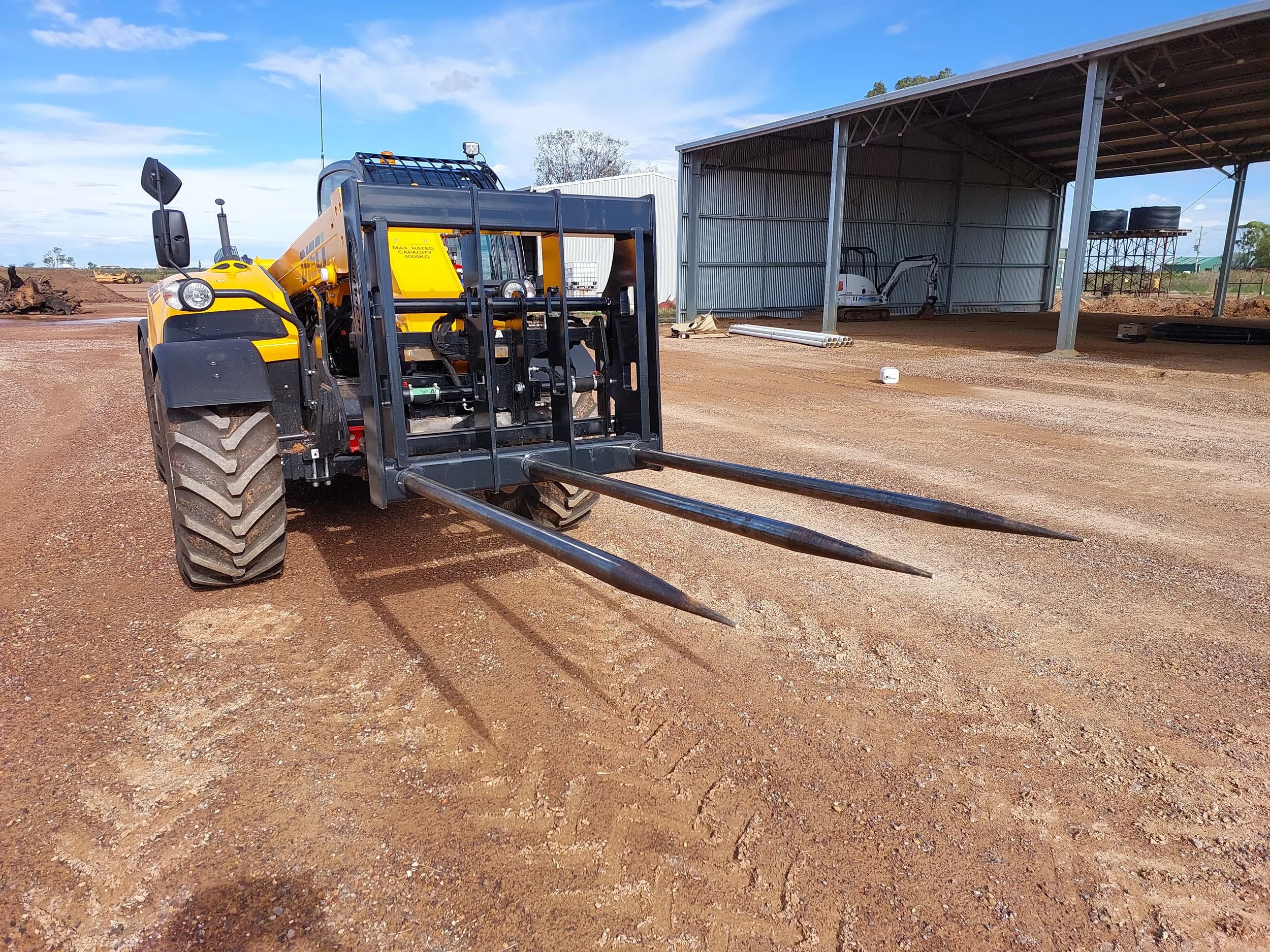 Loader Attachments – 4 Things to Get Right Before You Buy