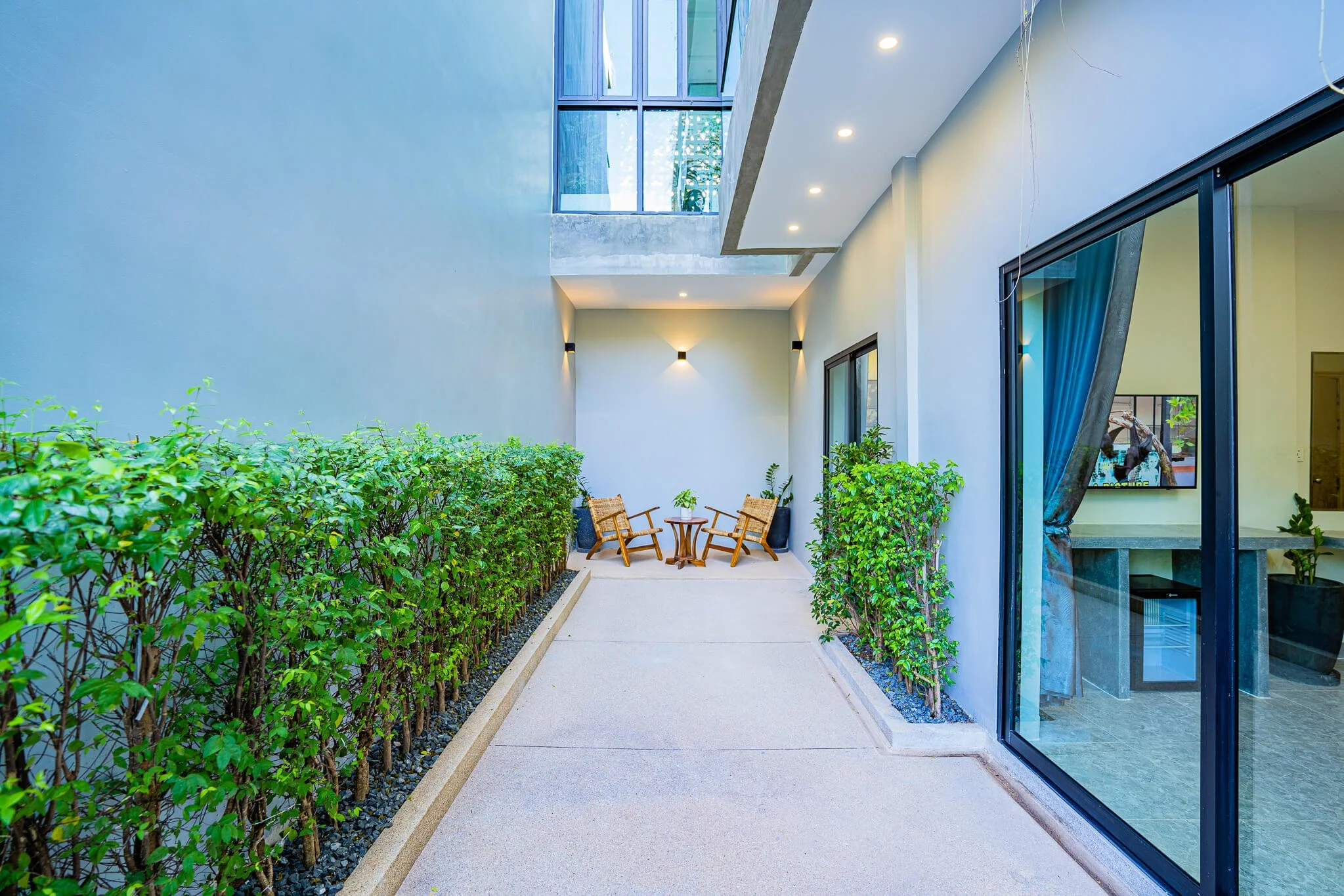 Deluxe Family Suite 0367.jpg