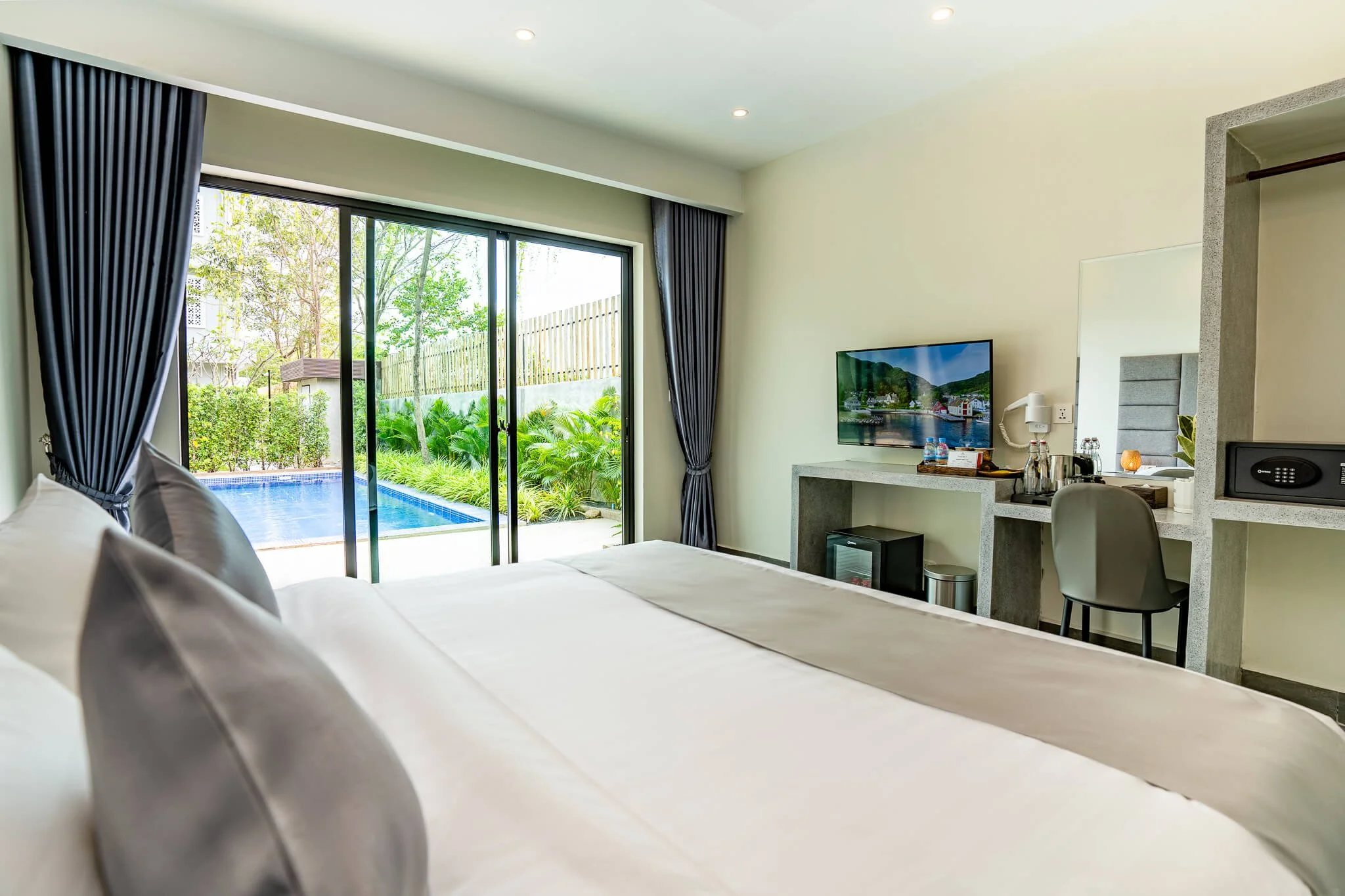 Private Pool Villa 301-HDR-Edit.jpg