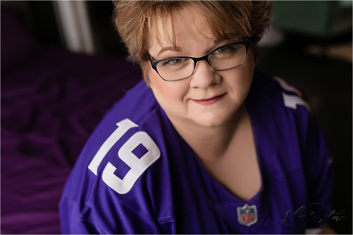Sexy woman in Minnesota Vikings jersey