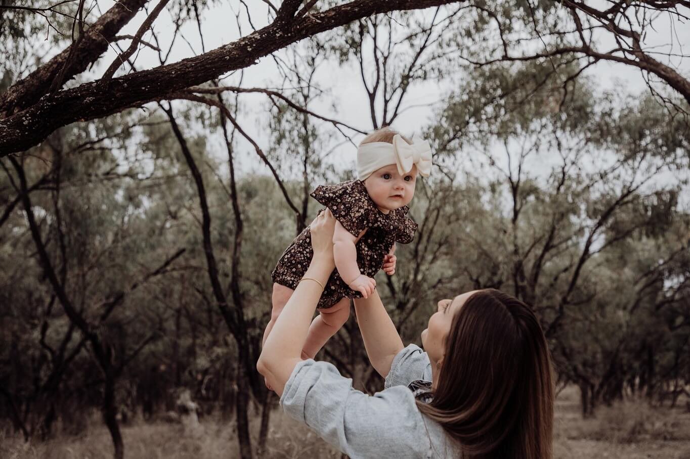 oh meee gosh! This family is soo sweet!  I had the pleasure of capturing little moments for them! Last time I photographed Lottie she was 6 weeks old!! Now she&rsquo;s 5 months! The sweetest little family.

Thank you for entrusting me with your memor