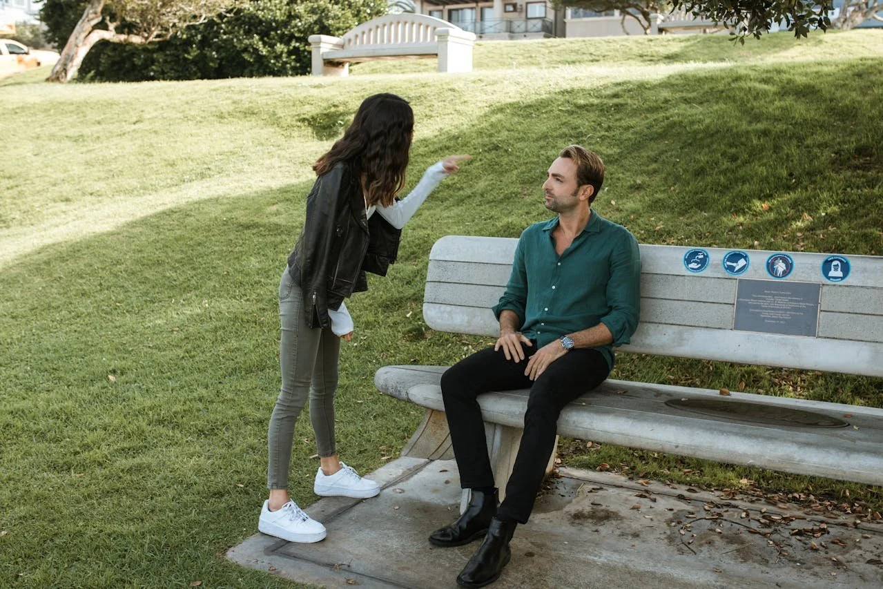 How to Recognize Narcissistic Abuse: Key Indicators and Warning Signs