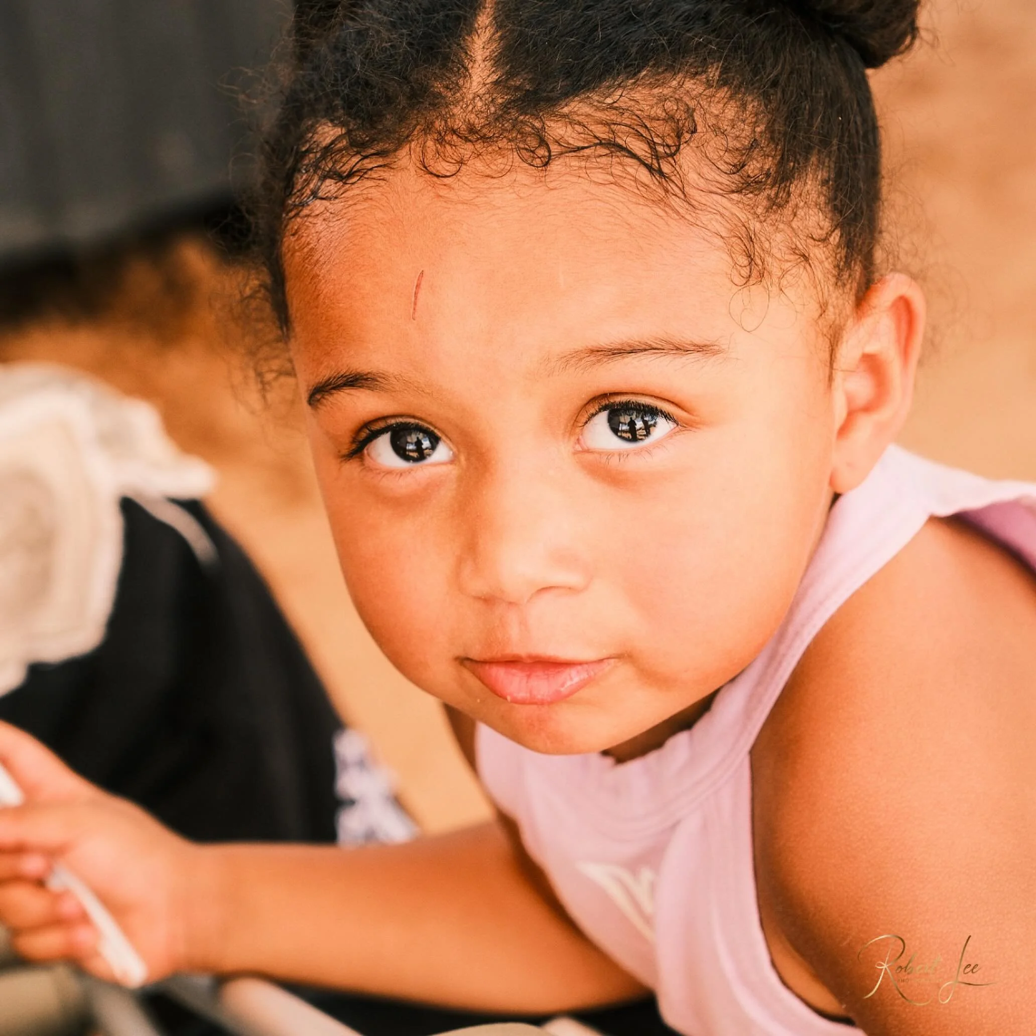Sunshine, laughter, and pure joy ☀️💛
There&rsquo;s nothing quite like the magic of childhood in summer &mdash; barefoot adventures, playful giggles, and golden light that makes every moment unforgettable. Capturing these carefree days reminds us tha