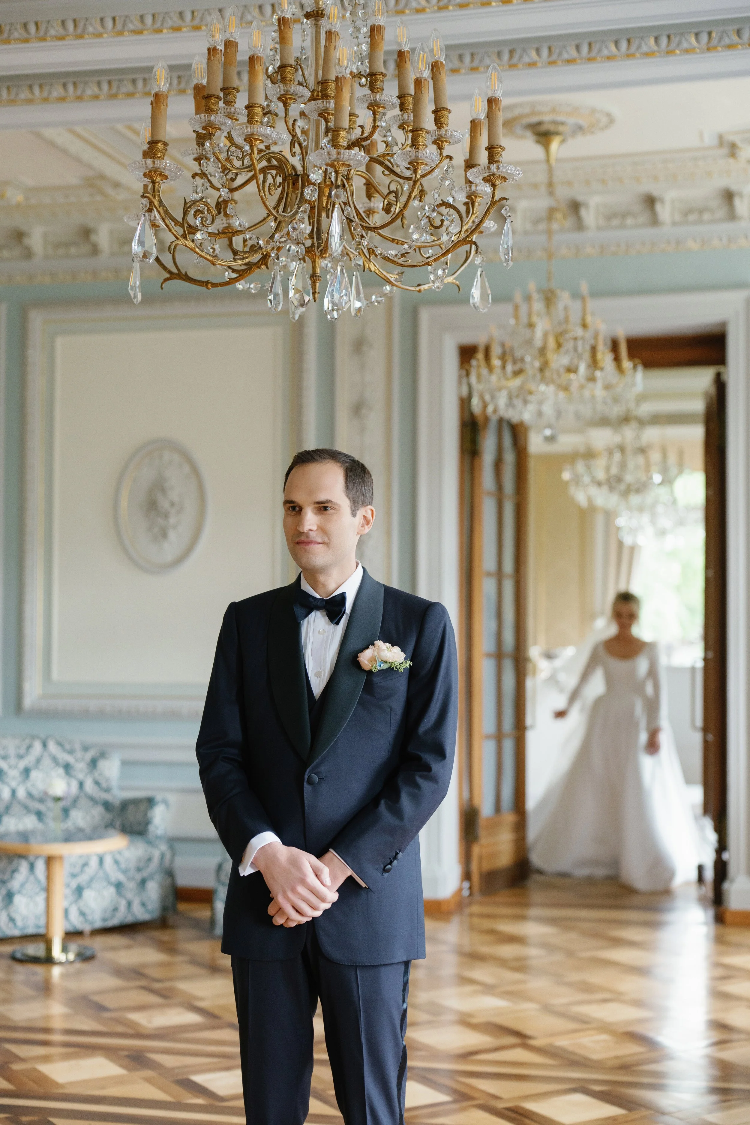 first-look-luxury-wedding-in-switzerland.jpg