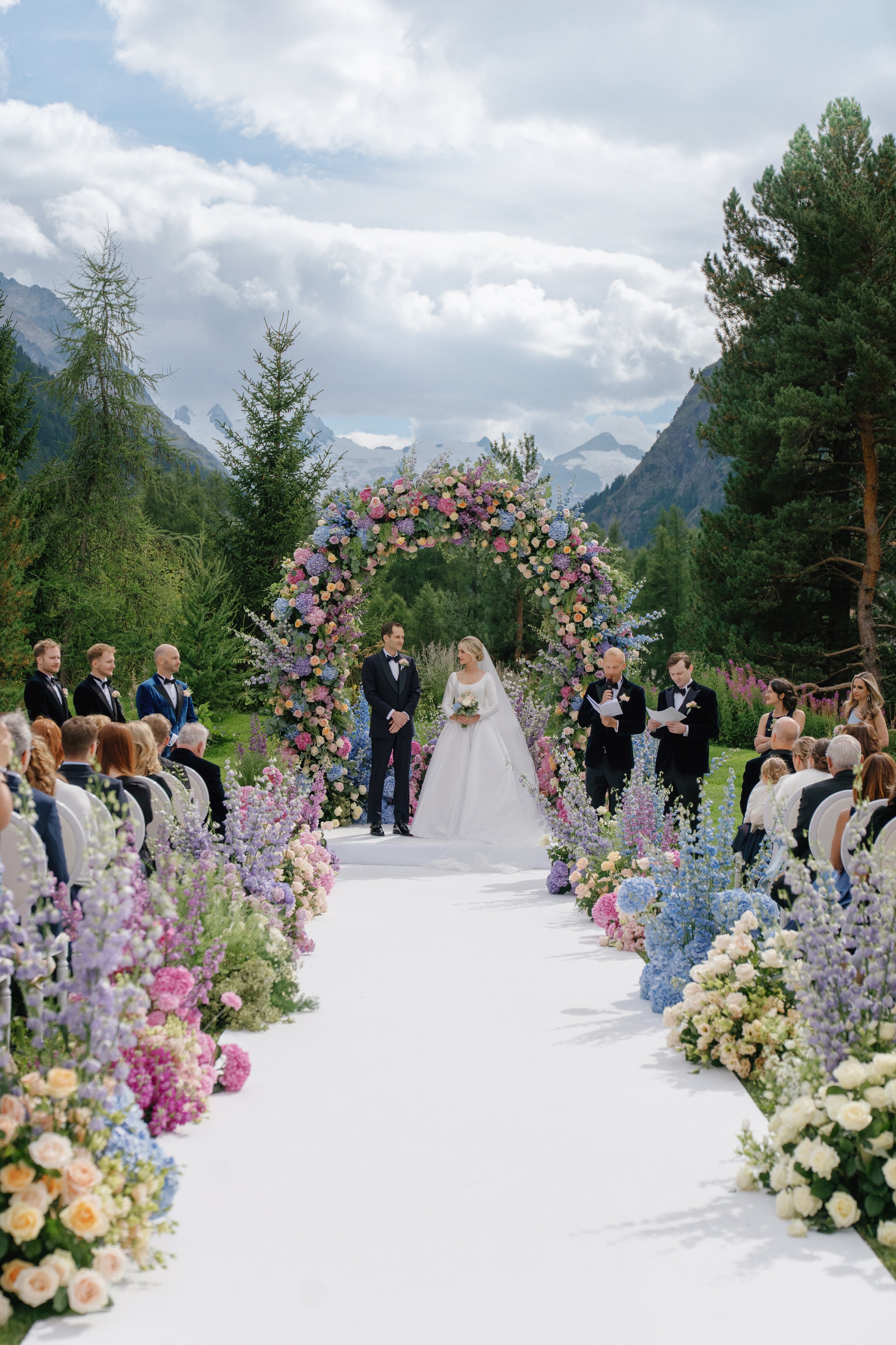 ceremony-luxury-wedding-in-switzerland(2).jpg