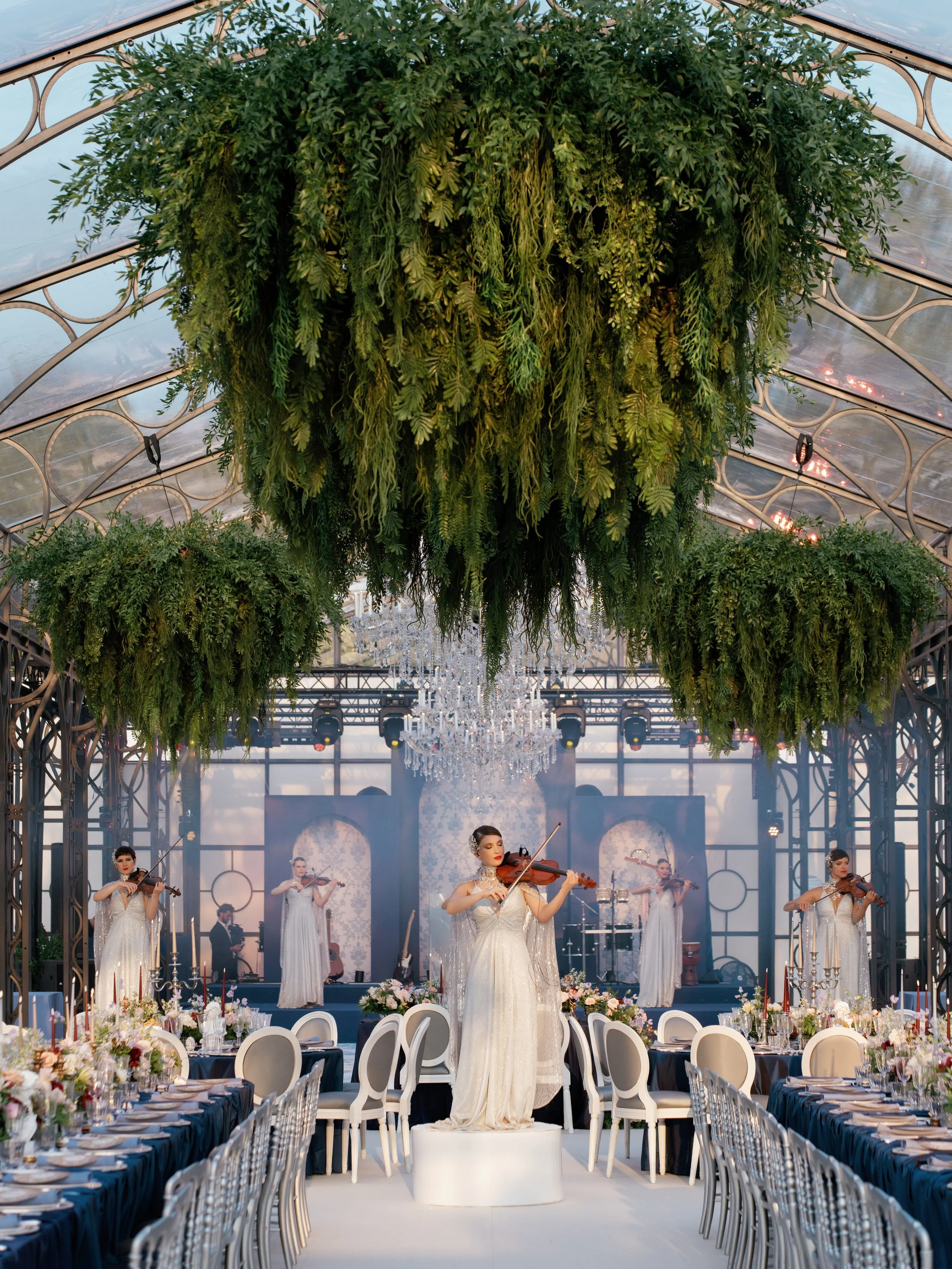 Chateau-Chantilly-Violonist at the entrance of the wedding hall 2.jpg