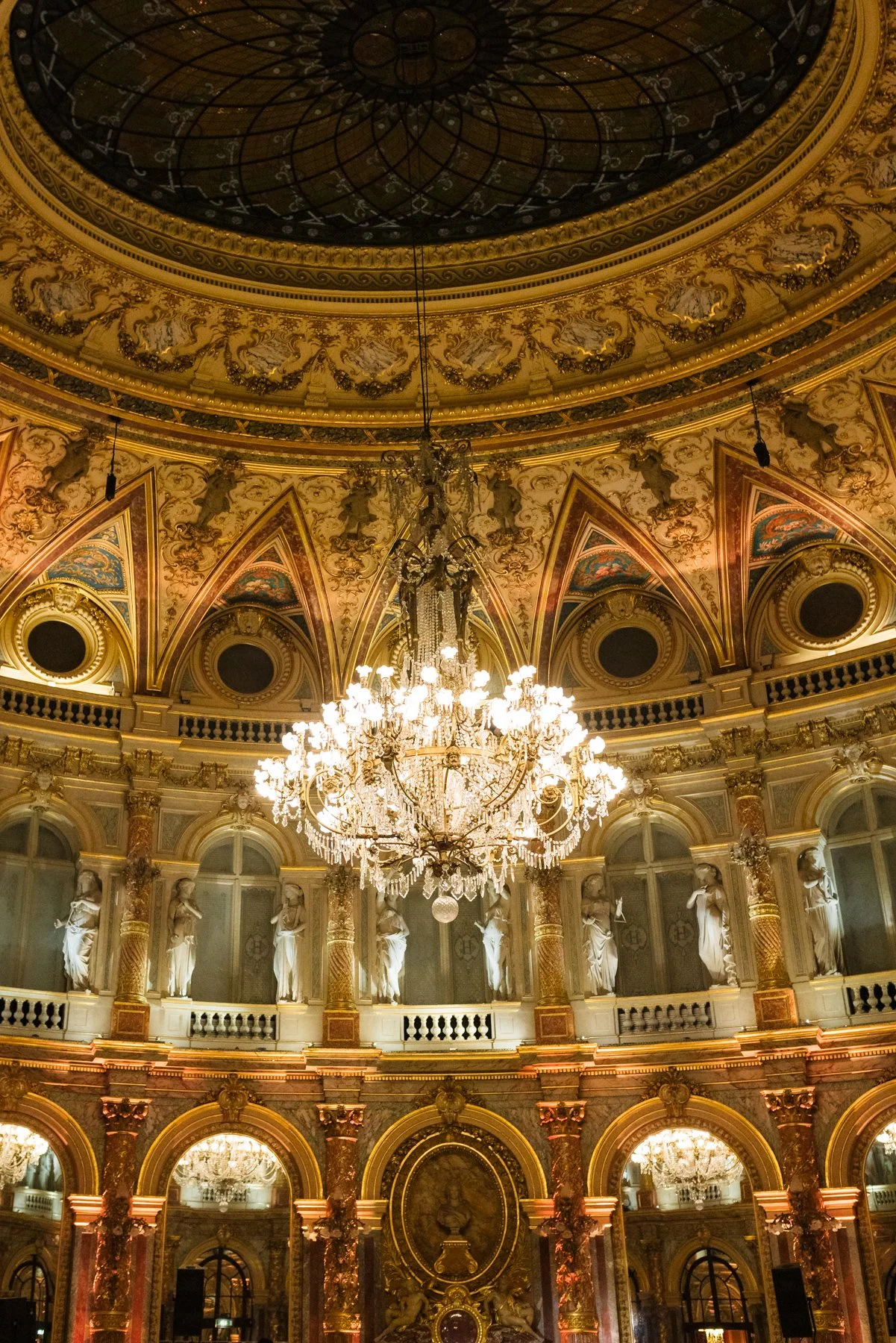 luxury-saudi-wedding-intercontinental-paris-ceremony.jpg