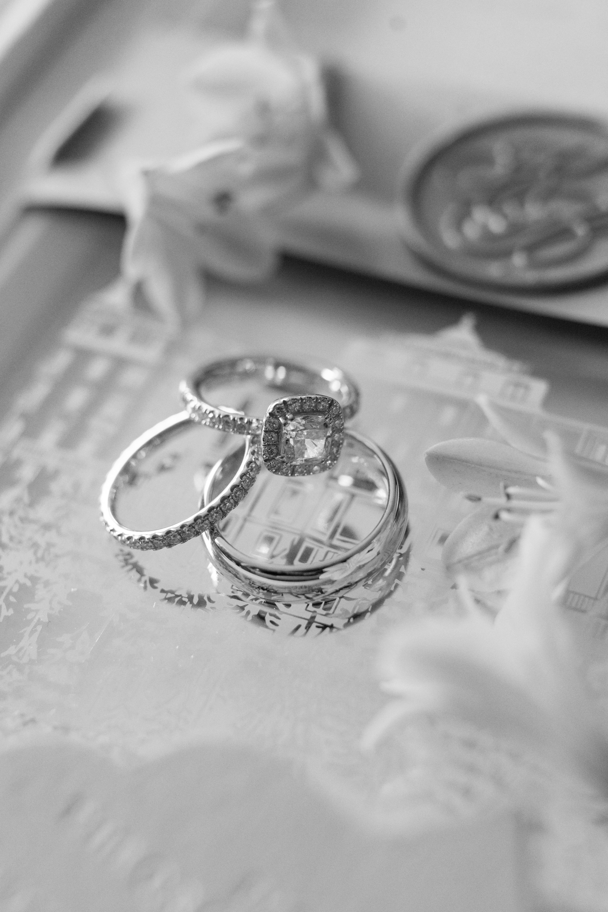 Grand-Hotel-Kronenhof-wedding-rings.jpg