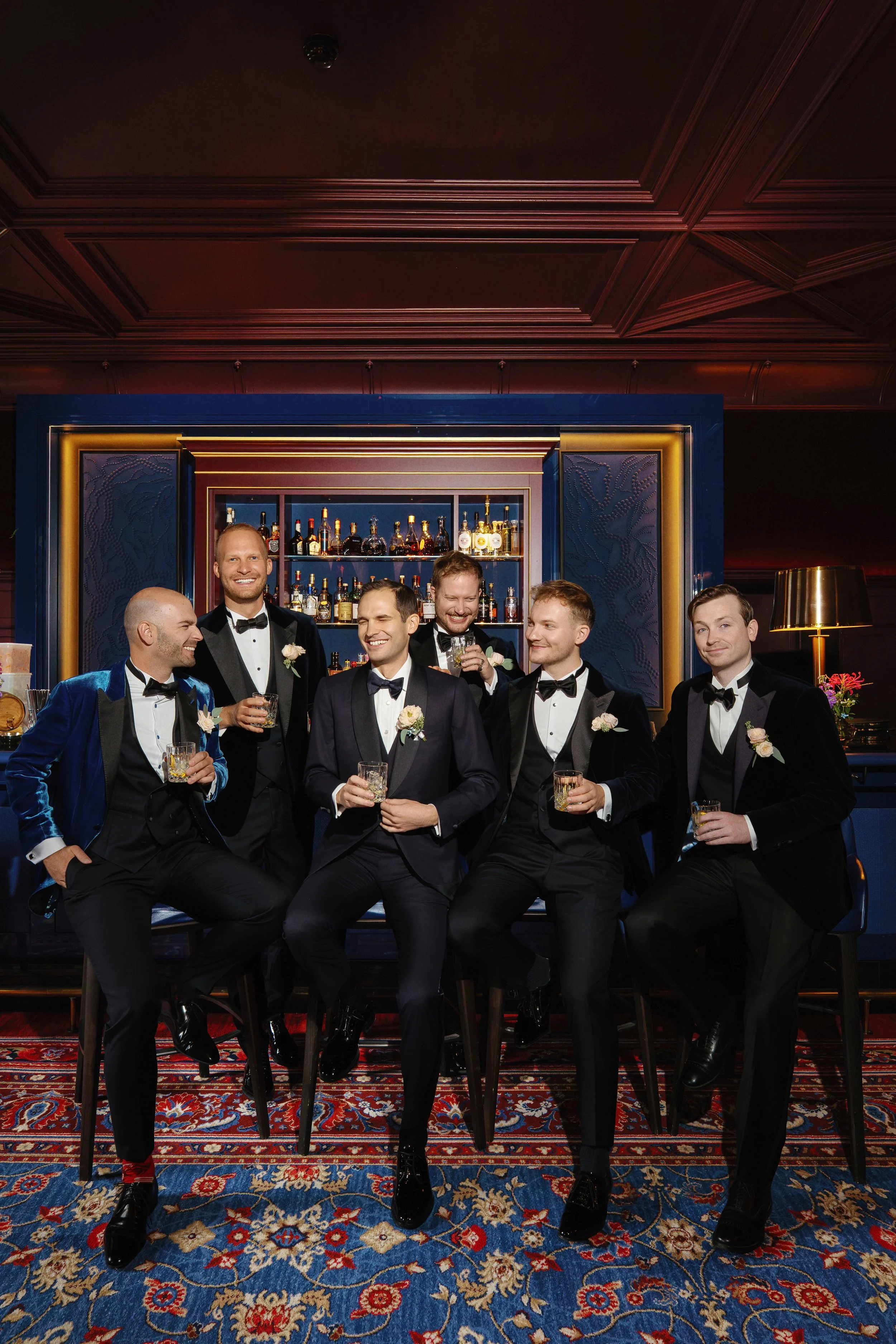 groom-groomsmen-luxury-wedding-in-switzerland.jpg