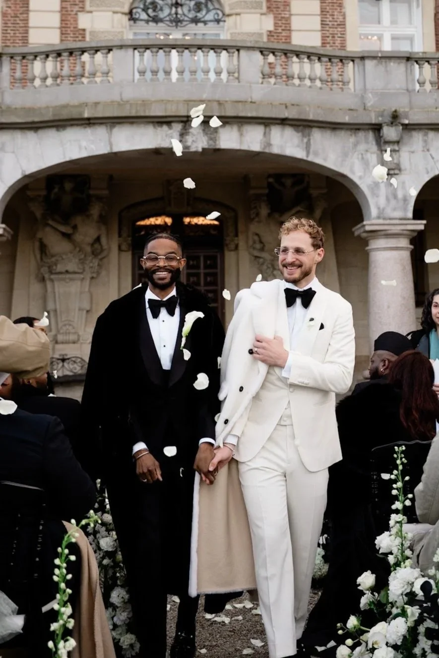 Winter Wedding Next to Paris