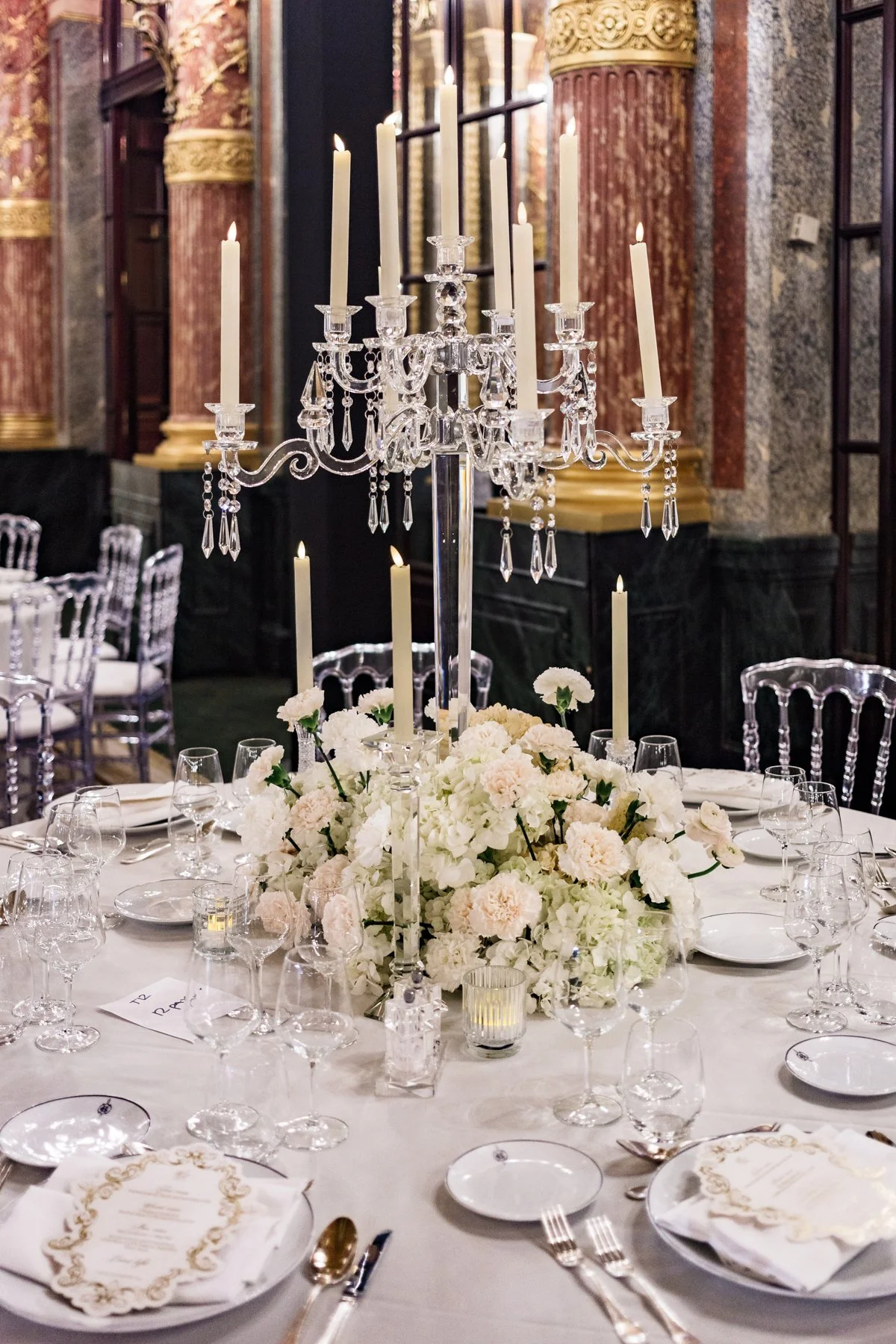 saudi-wedding-paris-floral-decoration-table.jpg