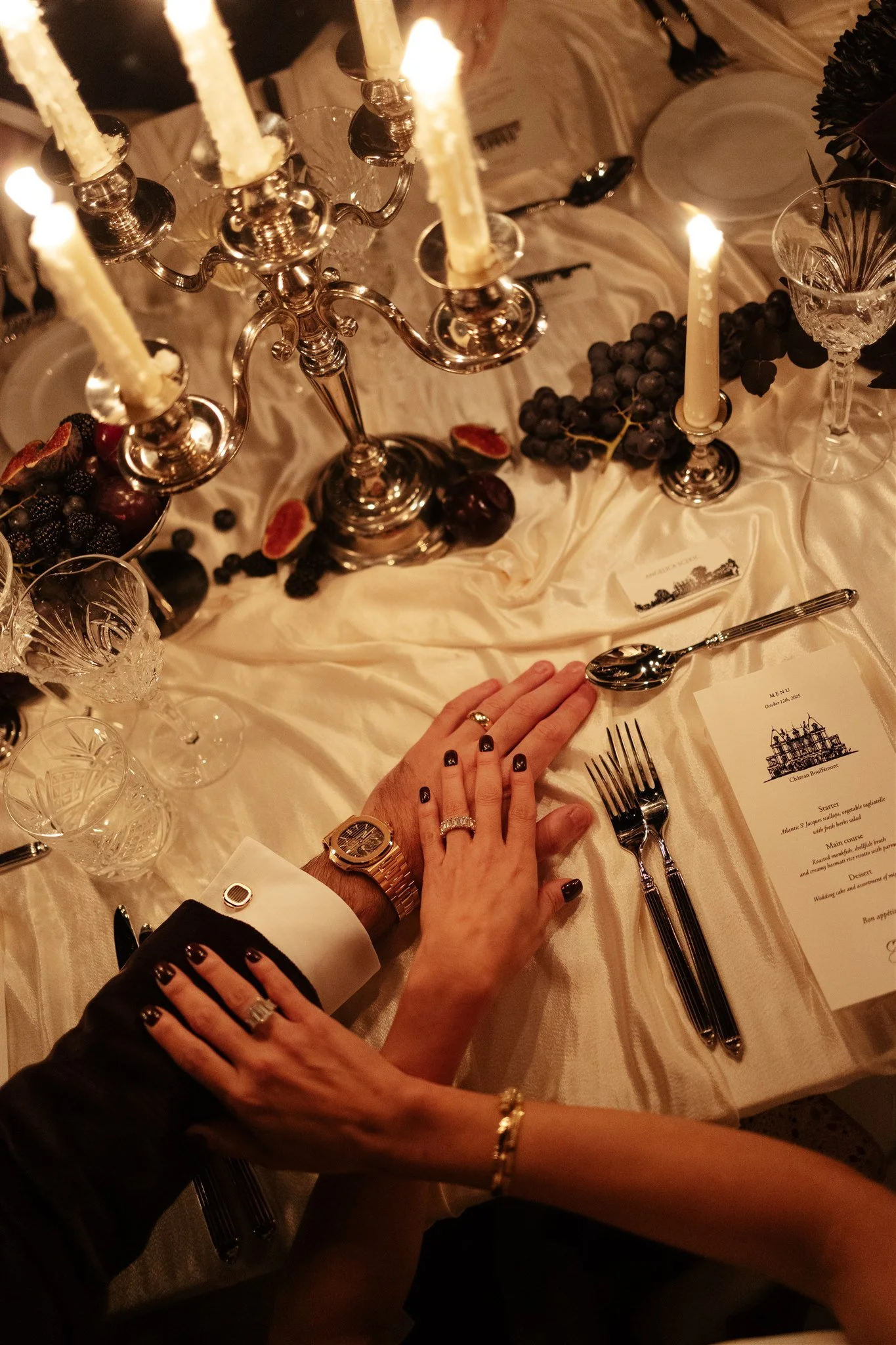 wedding-table-rings-bride-groom.jpg