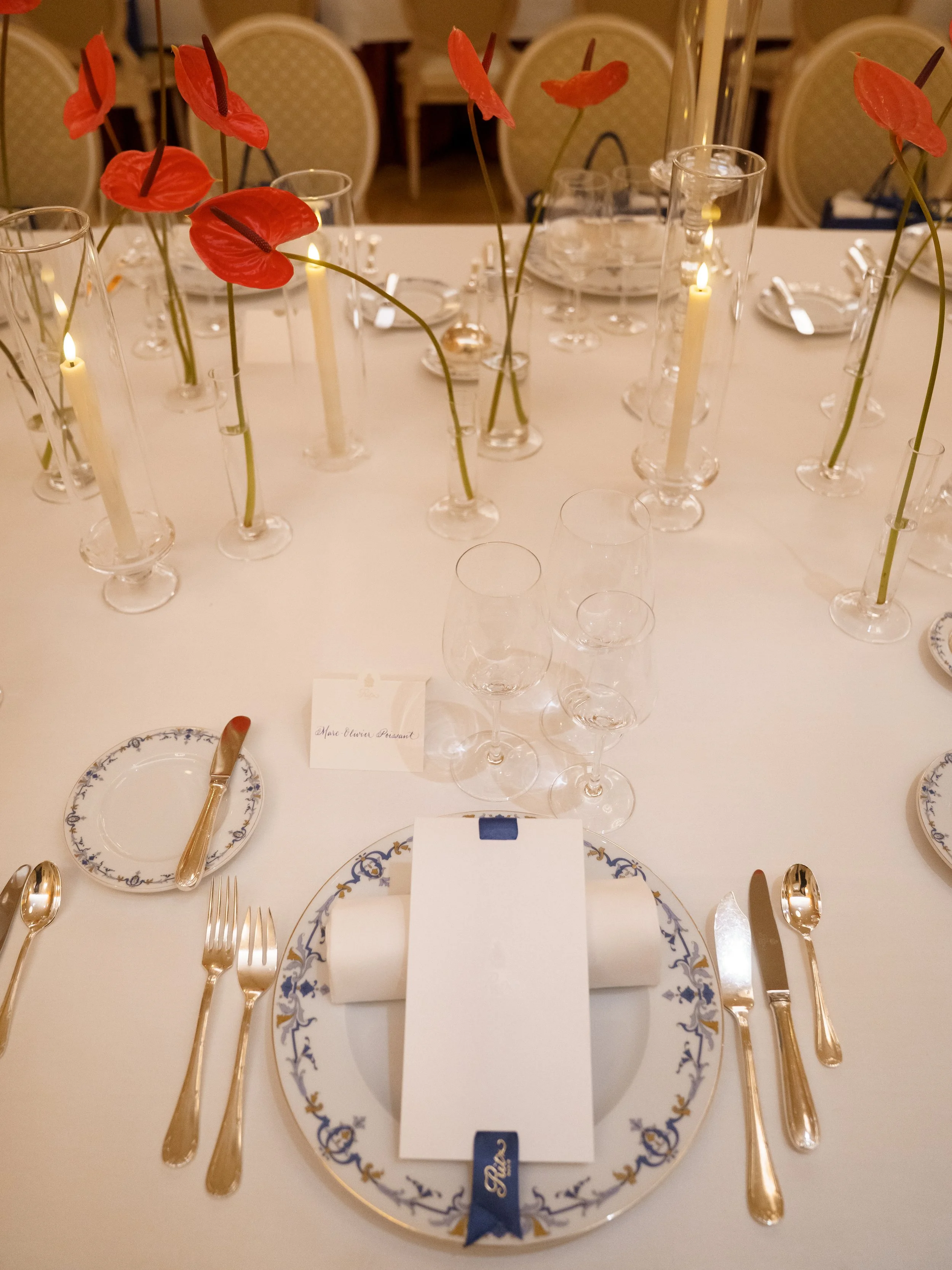editorial-wedding-table-design-soliflore-vases-paris.jpg