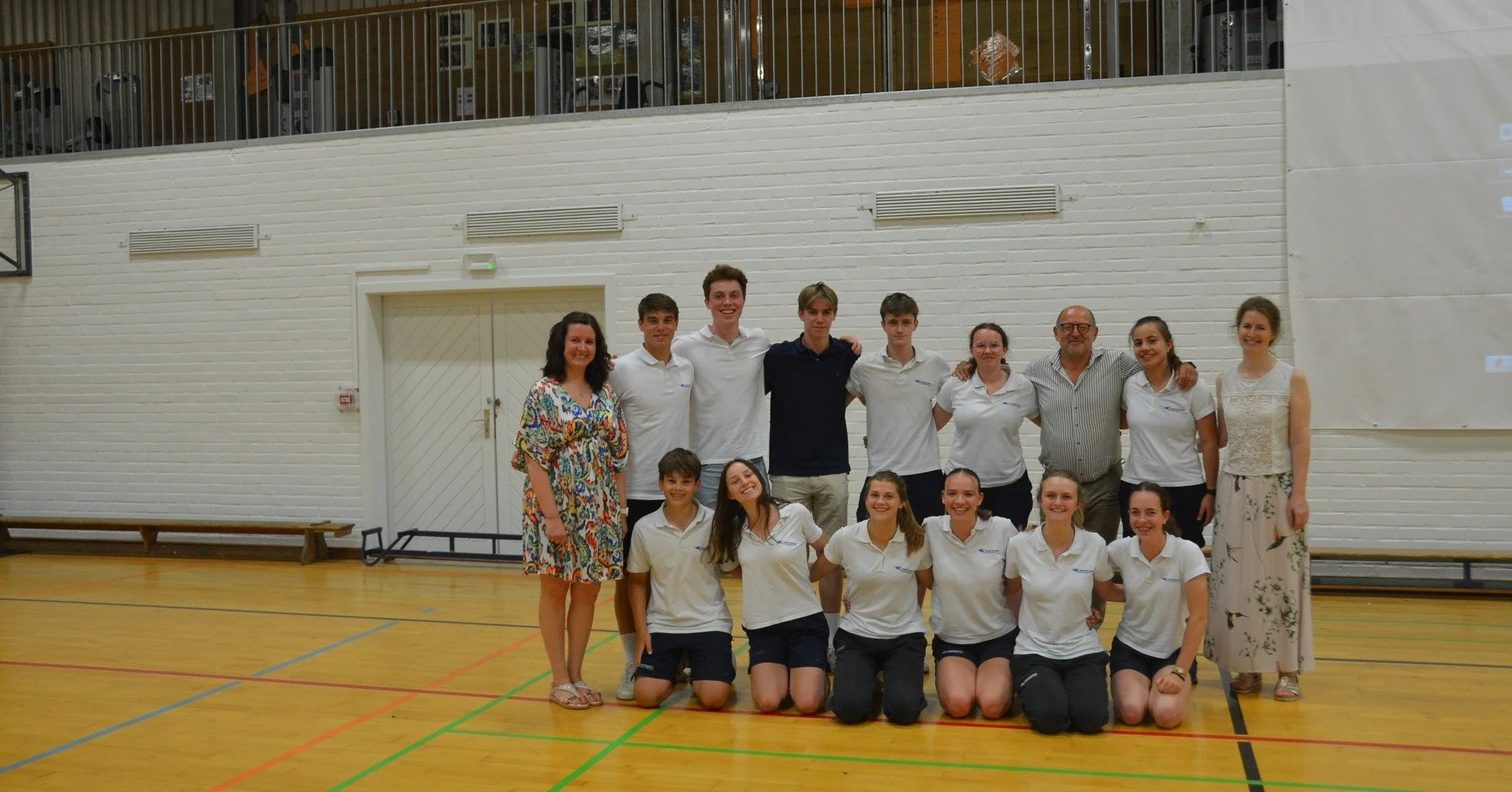 We gaan bijna de vakantie in maar willen toch nog even terugblikken met wat foto's van onze proclamaties. Enerzijds was er de proclamatie van ons Self-Government, waarin onze leerlingen met een uitstekend attitude-rapport werden beloond. Maar daarnaa