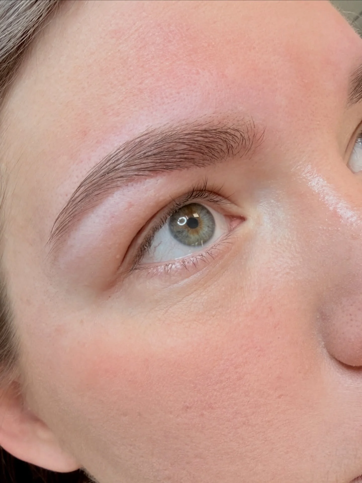 Augenbrauen Styling - Neyes Brows - 
ohne Permanent Make Up 👉🏻before &amp; after! 
Die eigene Augenbraue perfektioniert - Farbe, Vermessung, F&auml;deln/Waxen, und Endstyling!
W&auml;re das auch was f&uuml;r Dich?
Dann fixiere gleich einen Termin i