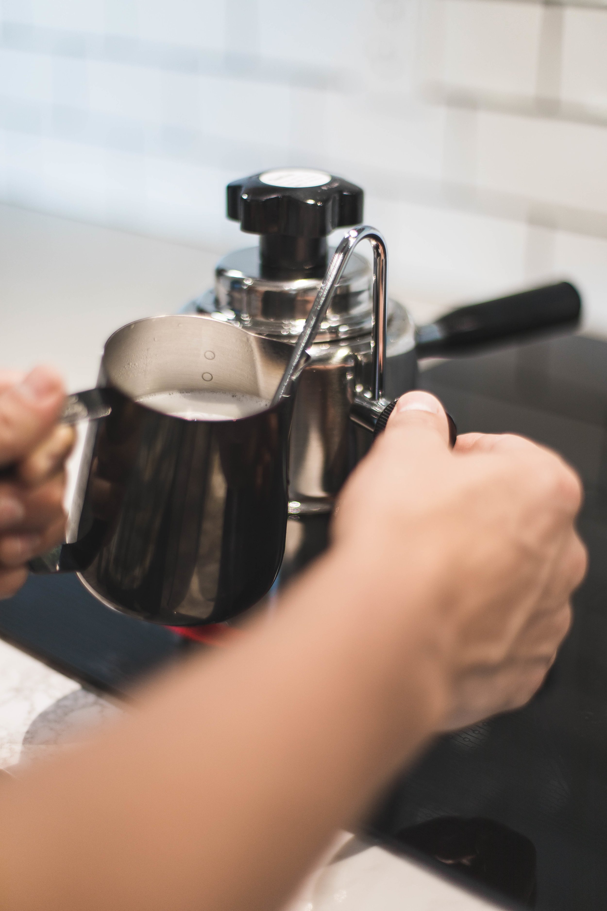 Bellman Stovetop Steamer - How to make latte art without an espresso  machine — Specialty Coffee Blog
