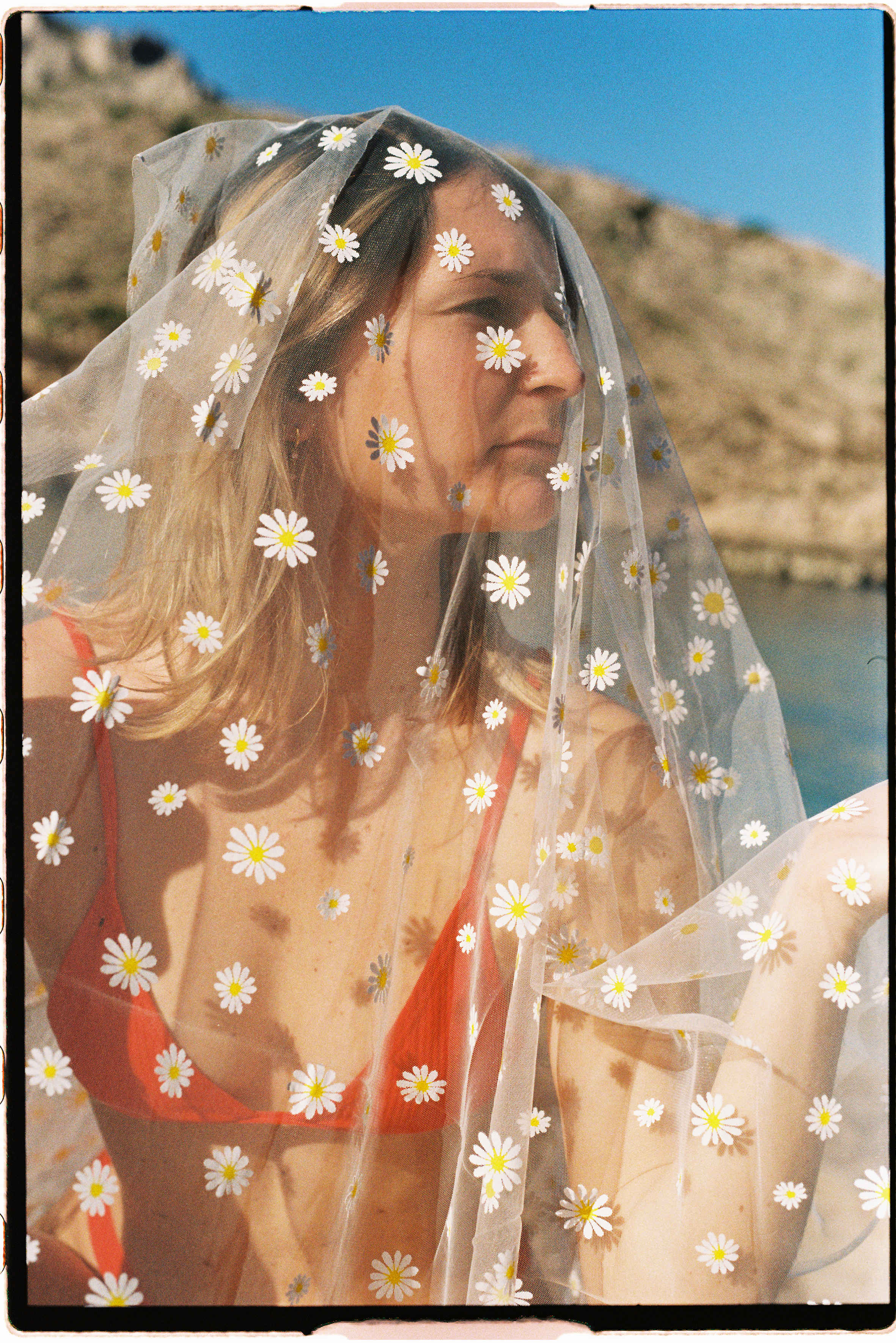 BETTY 35MM@Heinui Poura 2026.6B.png