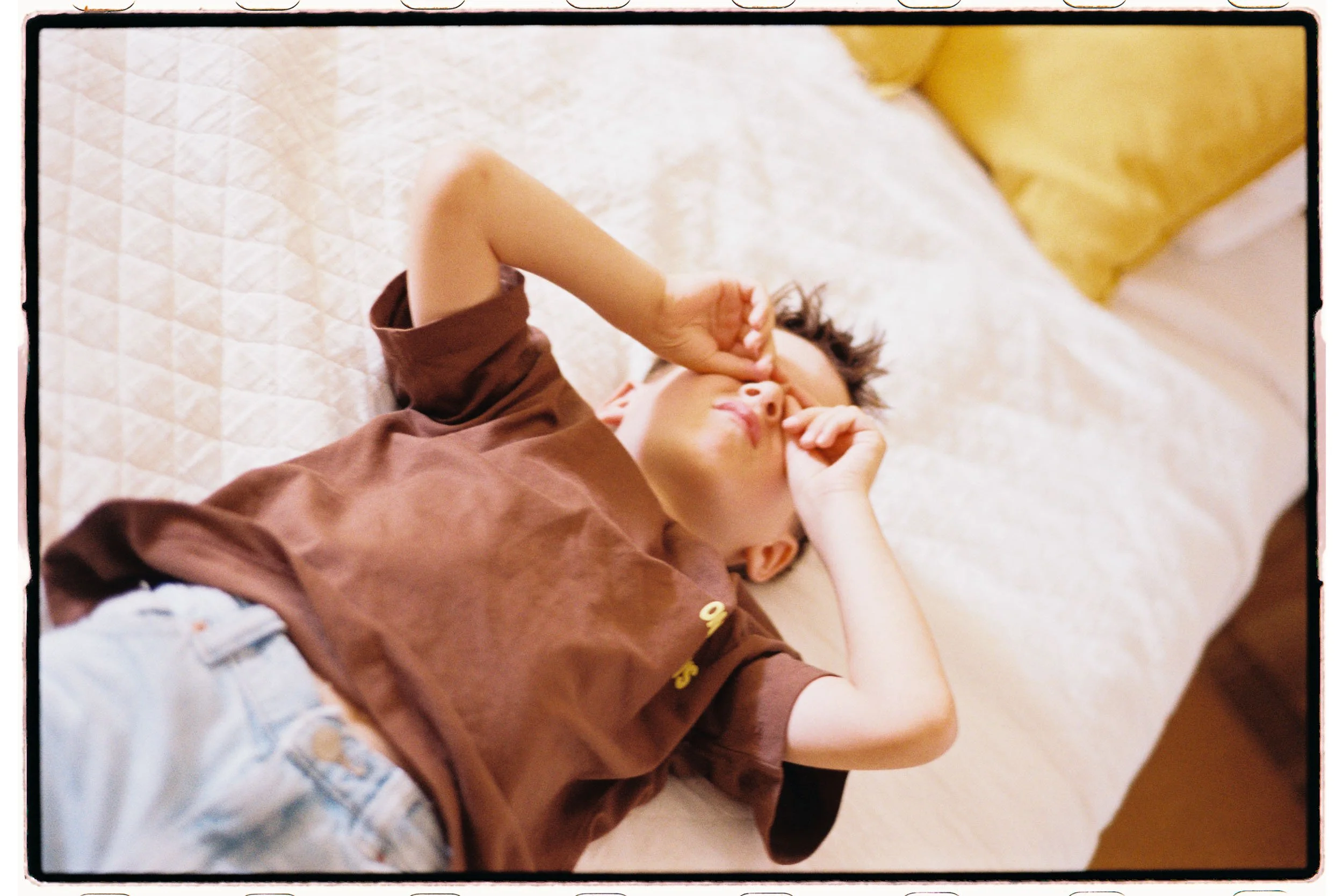 Heinui Poura Photographe Séance photo à domicile Maternité Femmes enceintes Grossesse Famille Marseille Paris Arles Photo Shooting Family Motherhood 