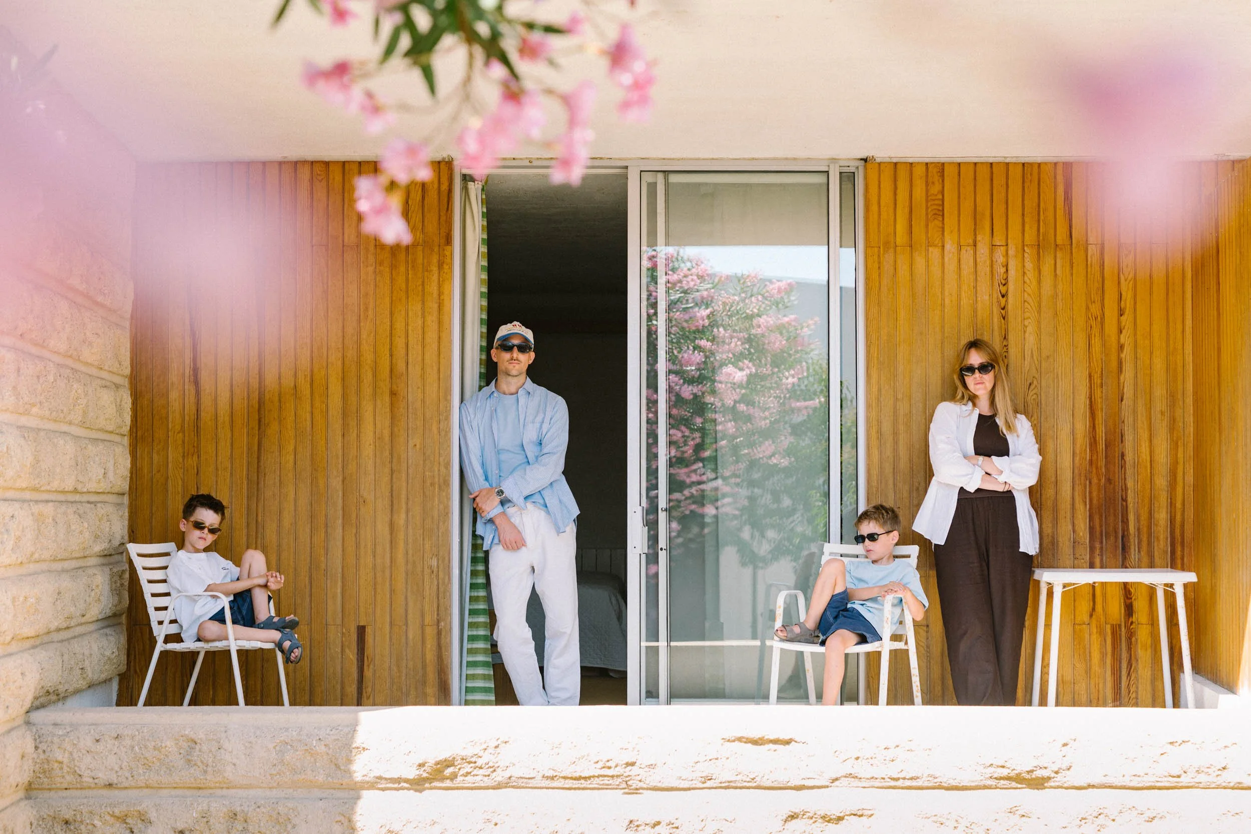 Heinui Poura Photographe Séance photo à domicile Maternité Femmes enceintes Grossesse Famille Marseille Paris Arles Photo Shooting Family Motherhood 