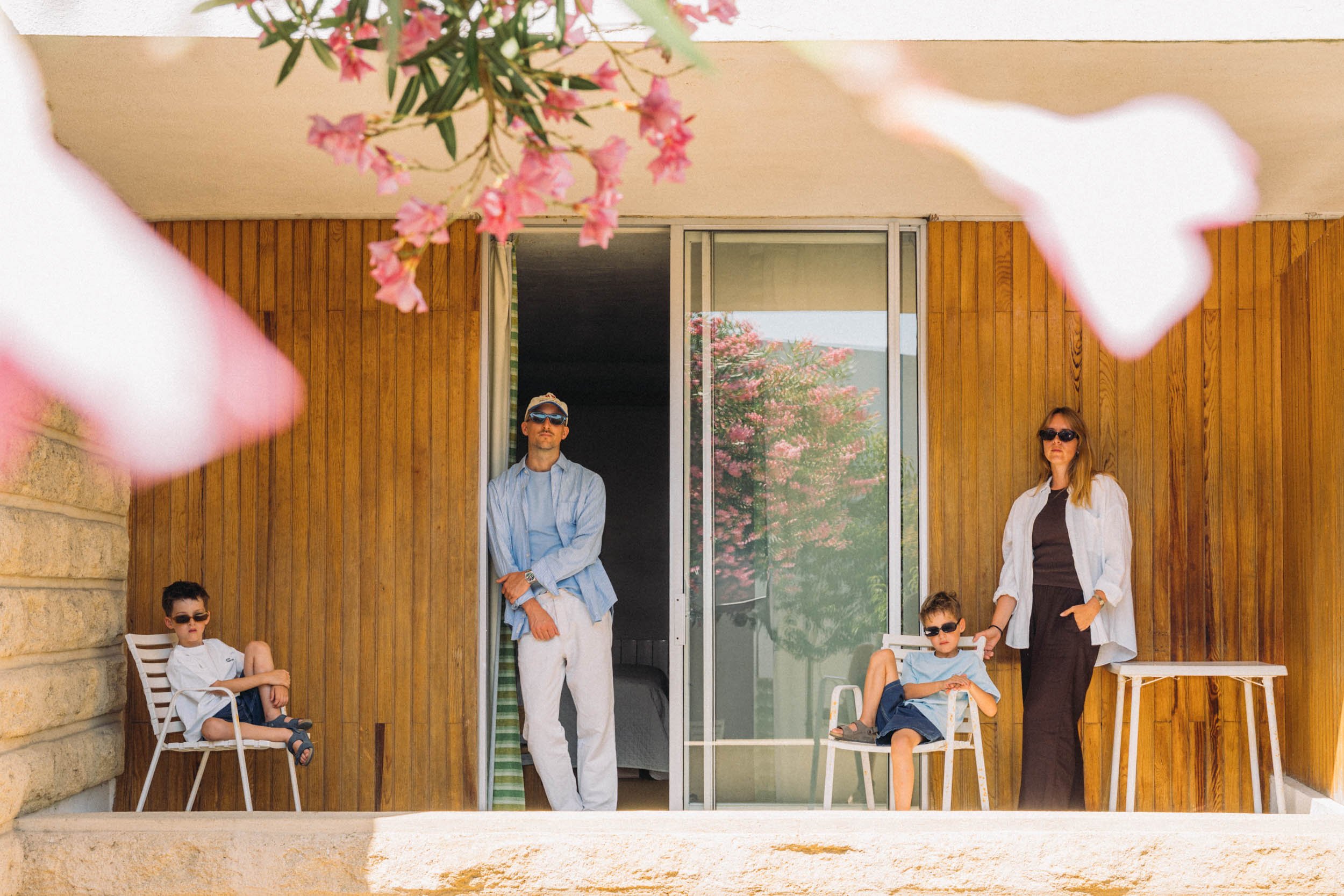 Heinui Poura Photographe Séance photo à domicile Maternité Femmes enceintes Grossesse Famille Marseille Paris Arles Photo Shooting Family Motherhood 