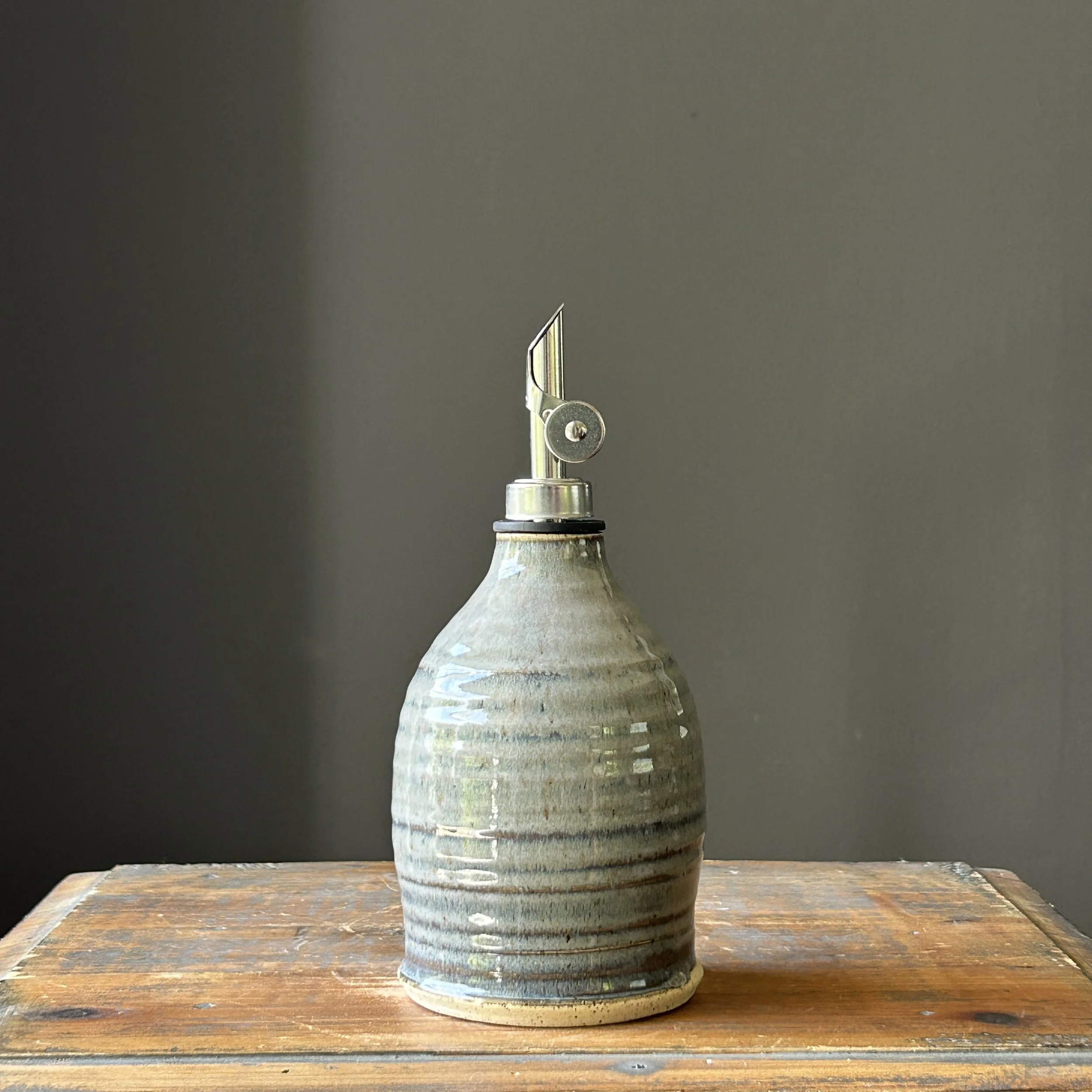 Small Bellied Oil Bottle #3 - Fog, light clay, 14 oz