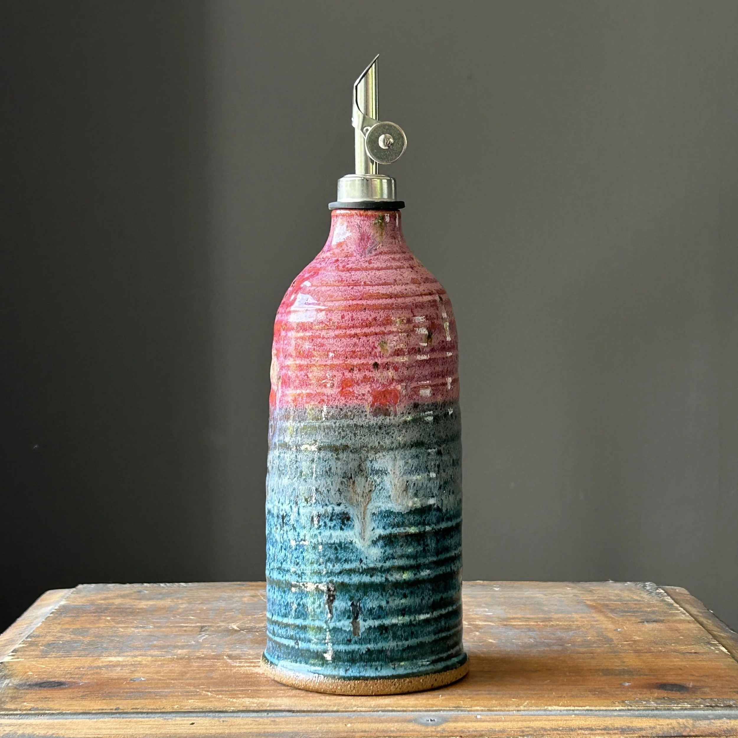 Thumb Grip Oil Bottle, Teenage Dream, 20oz