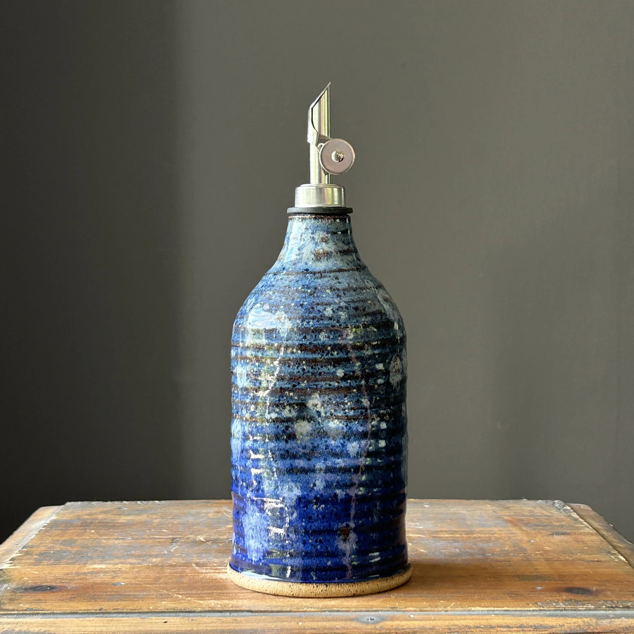 Thumb Grip Oil Bottle, Starry Night with Cobalt, 20oz
