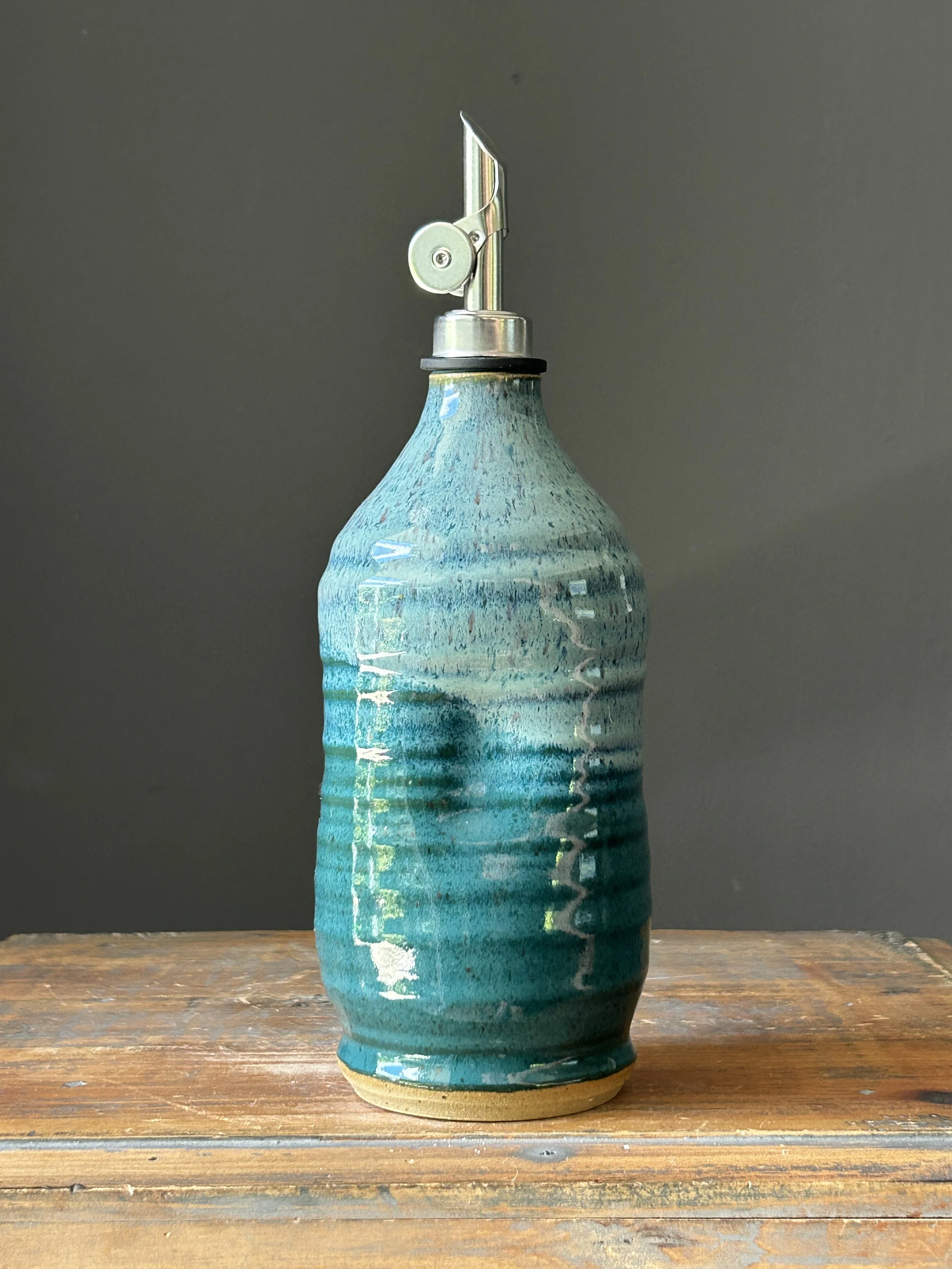 Thumb Grip Oil Bottle - Teal Crossover, 18oz