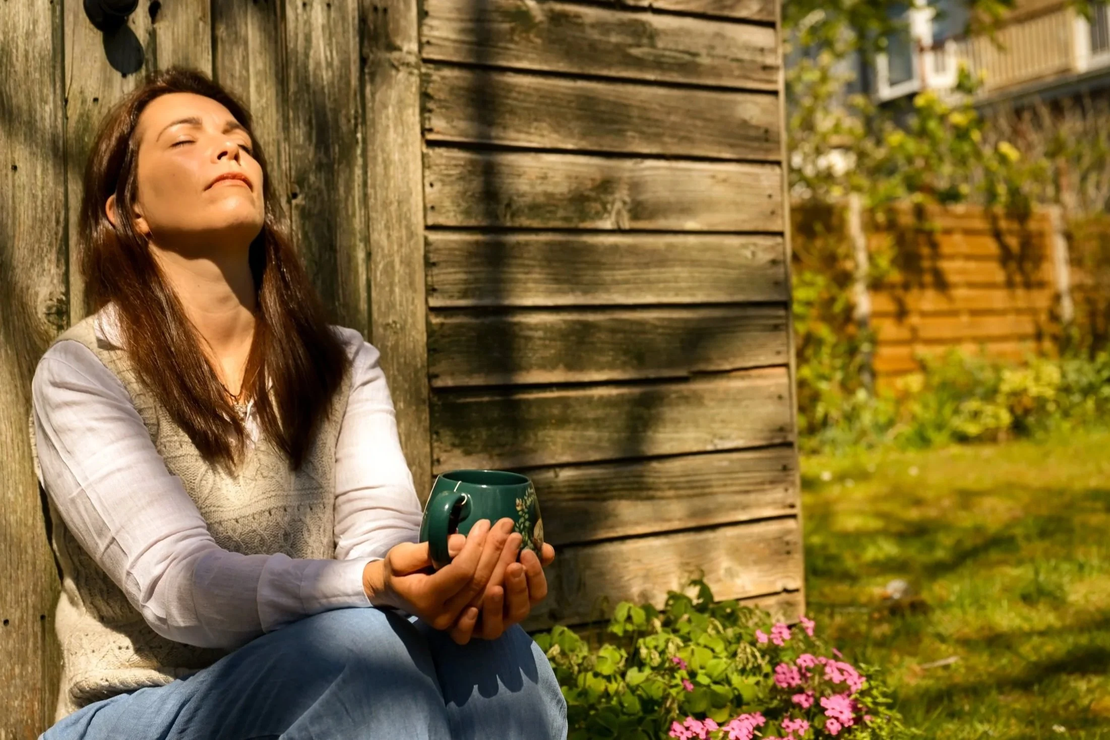 Katie Furneaux - Integrative and Intuitive Therapist in Felixstowe, Suffolk, UK - Meta Consciousness, Hypnotherapy, NLP, EFT