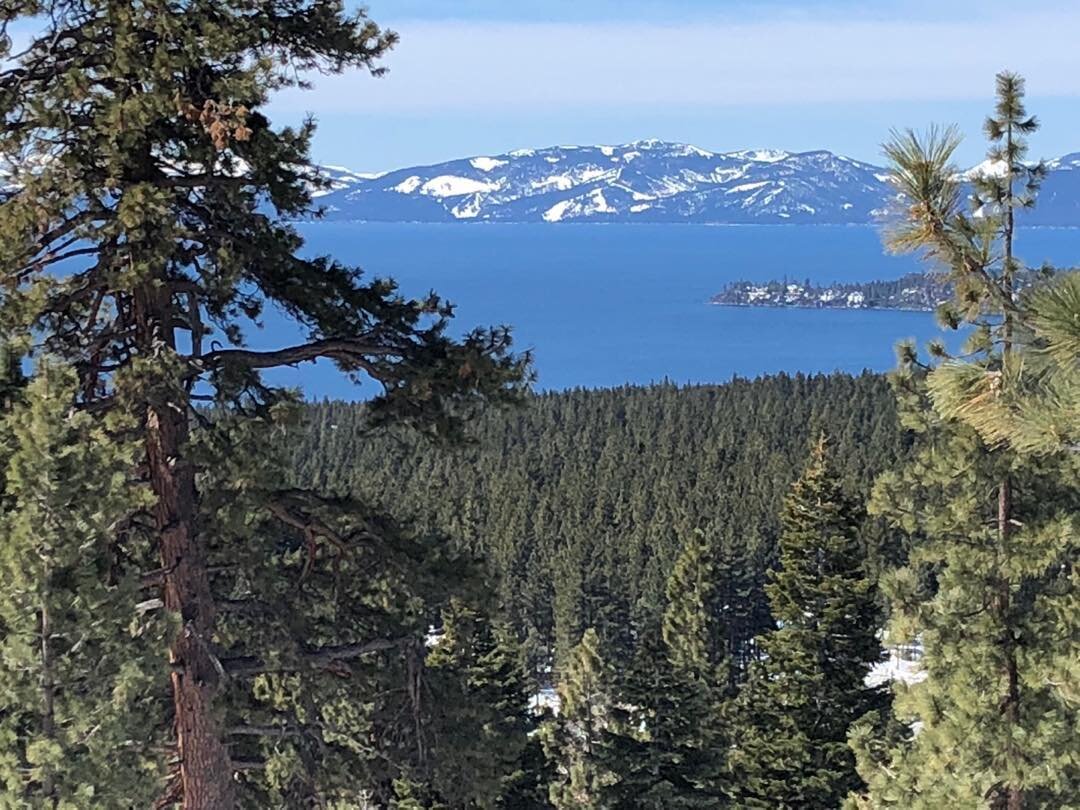 A stunning air quality day in the Lake Tahoe Basin! 4-10-19. The way it should always be ....no unhealthy burn agency pollution today.