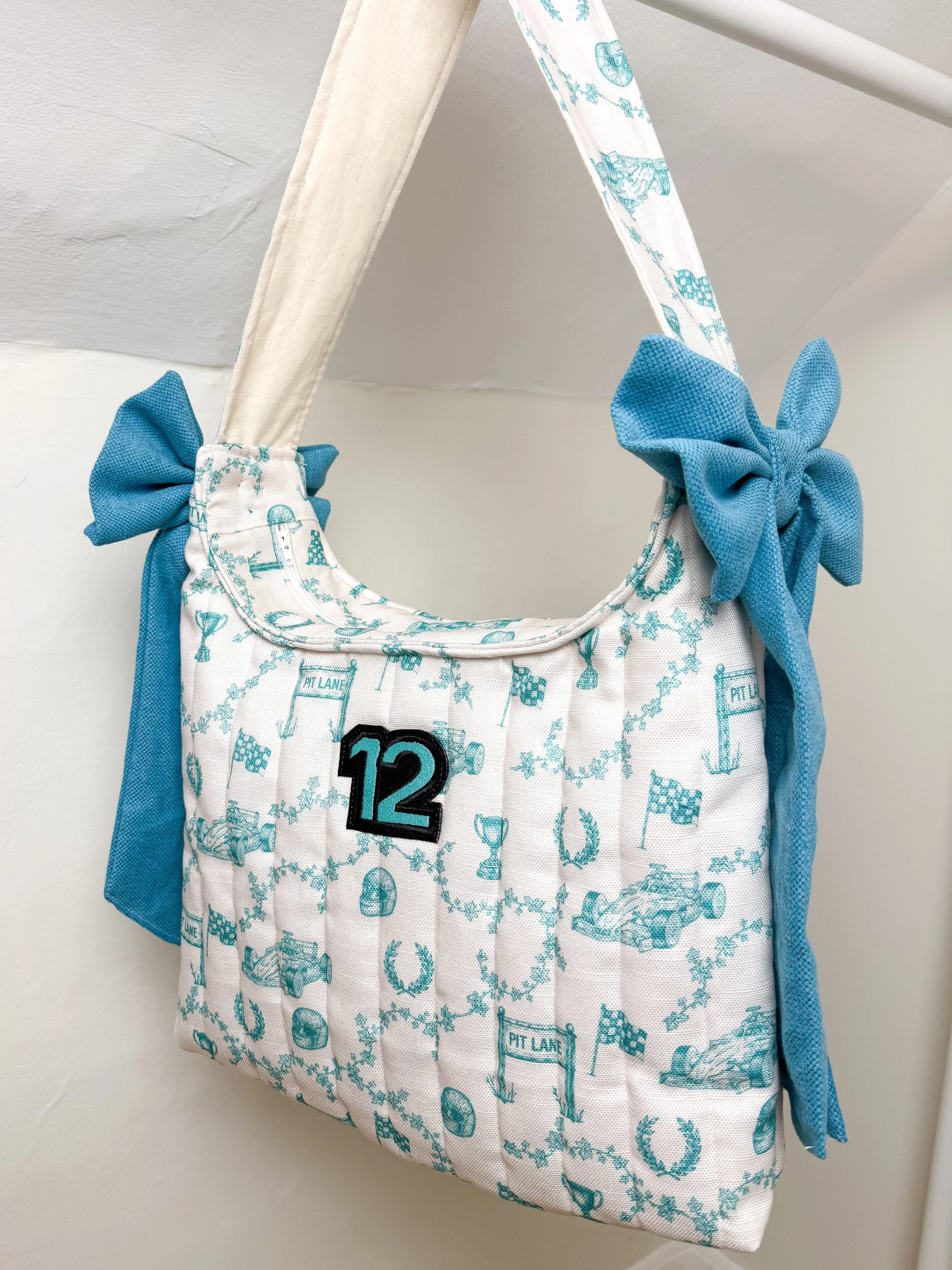 The classic turqouise racing bag- 63