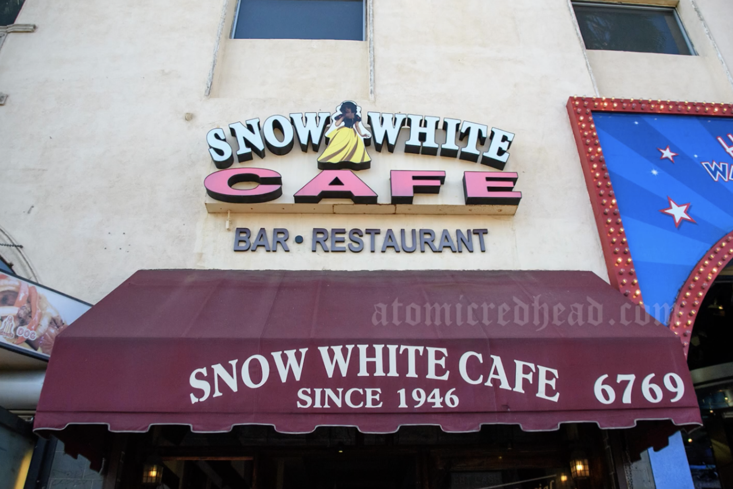 Snow White Cafe